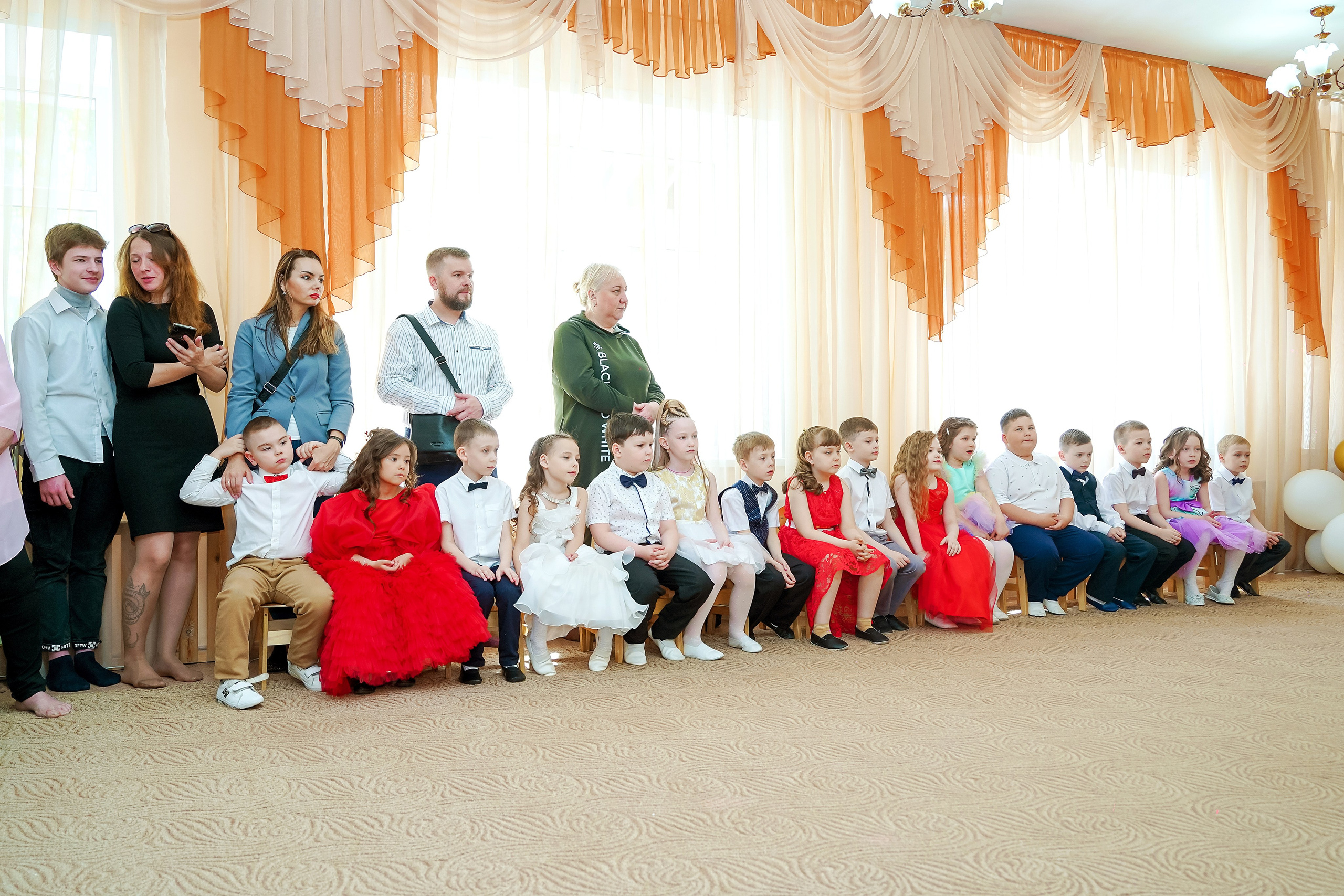 Фотосъемка видеосъёмка фотограф видеооператор новогодних утренников  в. Фотограф, видеооператор Нина Коршунова