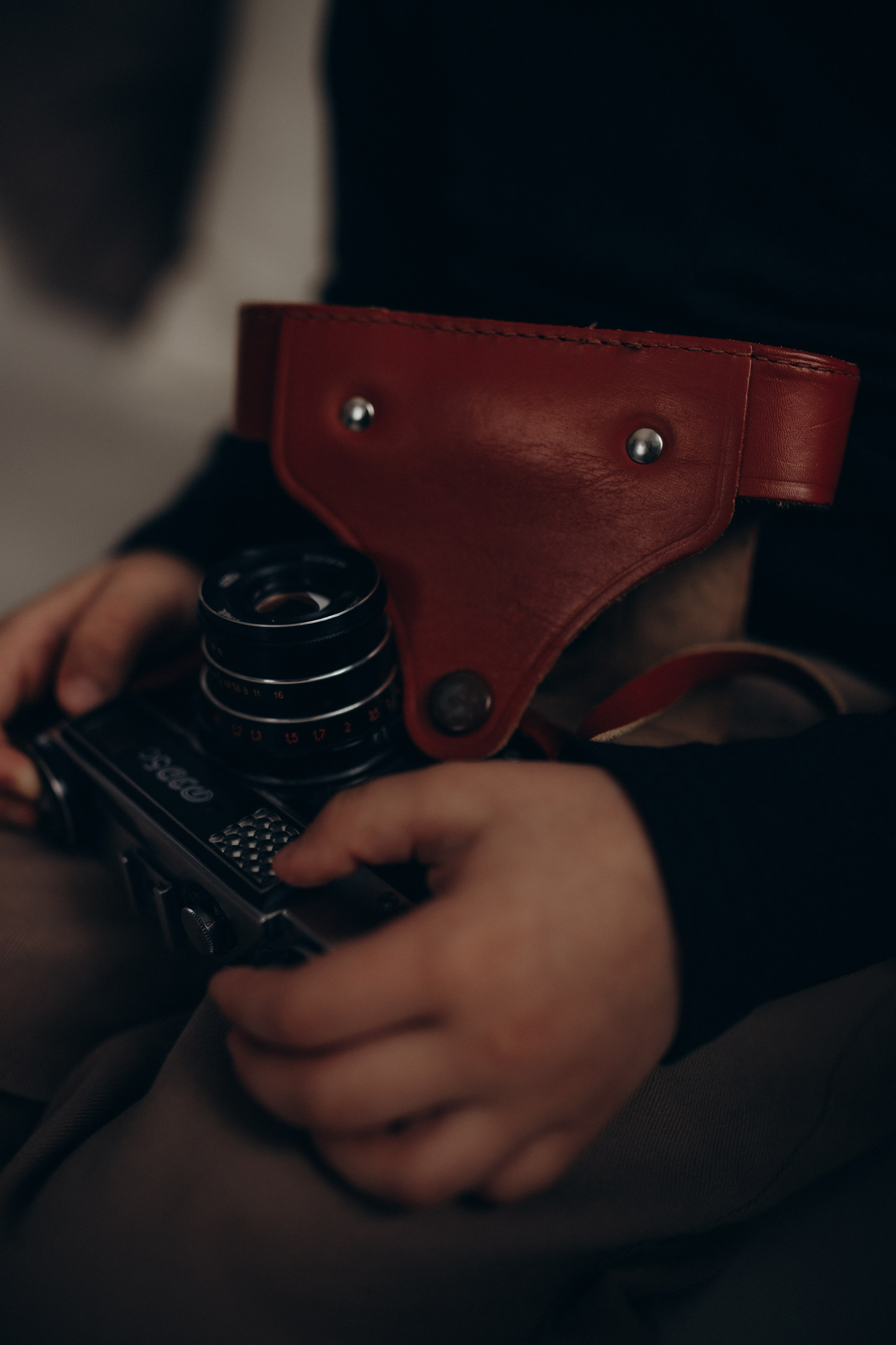 Семейная фотосессия в студии г. Тихвин. Услуги