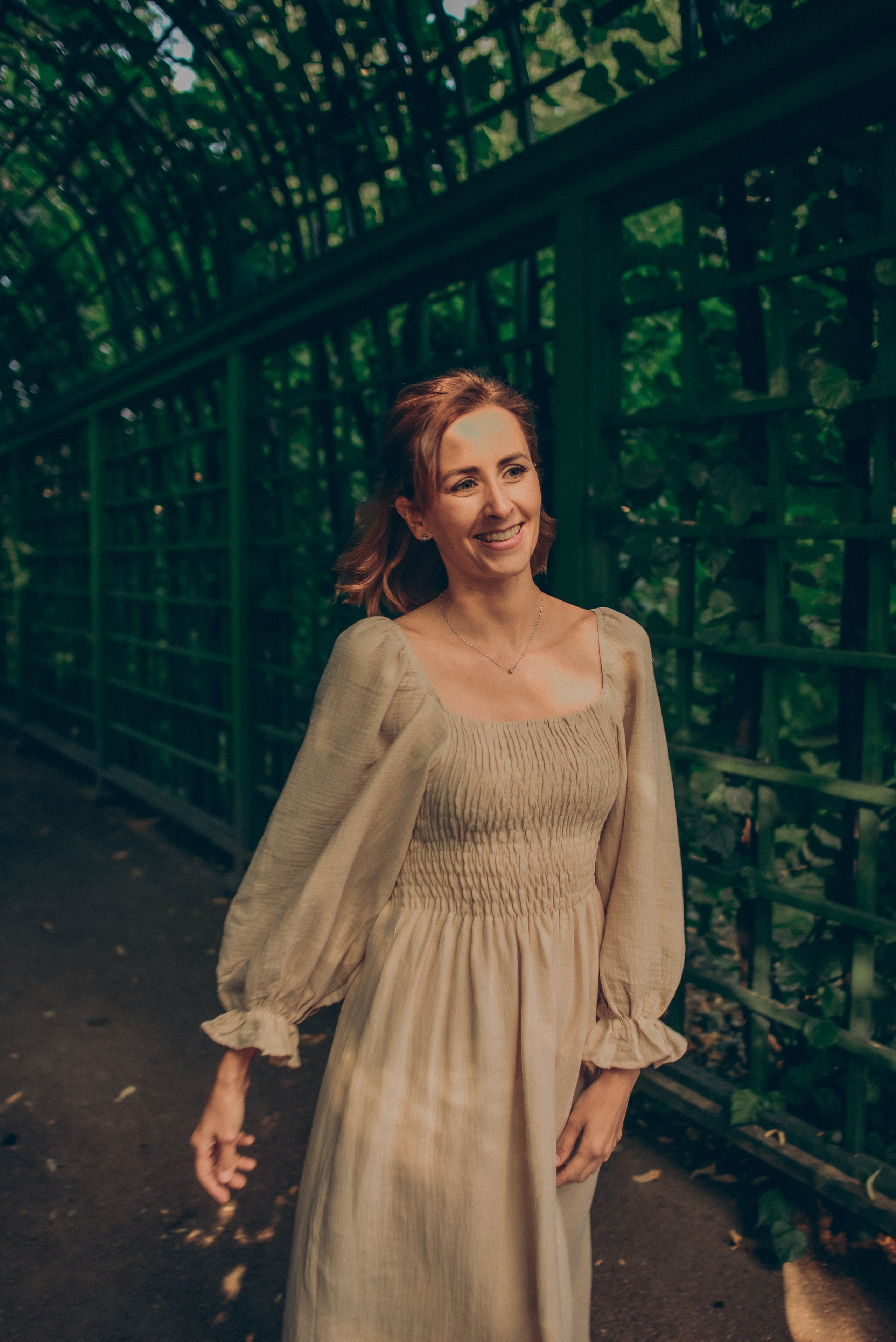 Фотосессия в Летнем саду. Анна, Татьяна, Злата и Эвелина. Семейный и свадебный фотограф в Санкт-Петербурге Яна