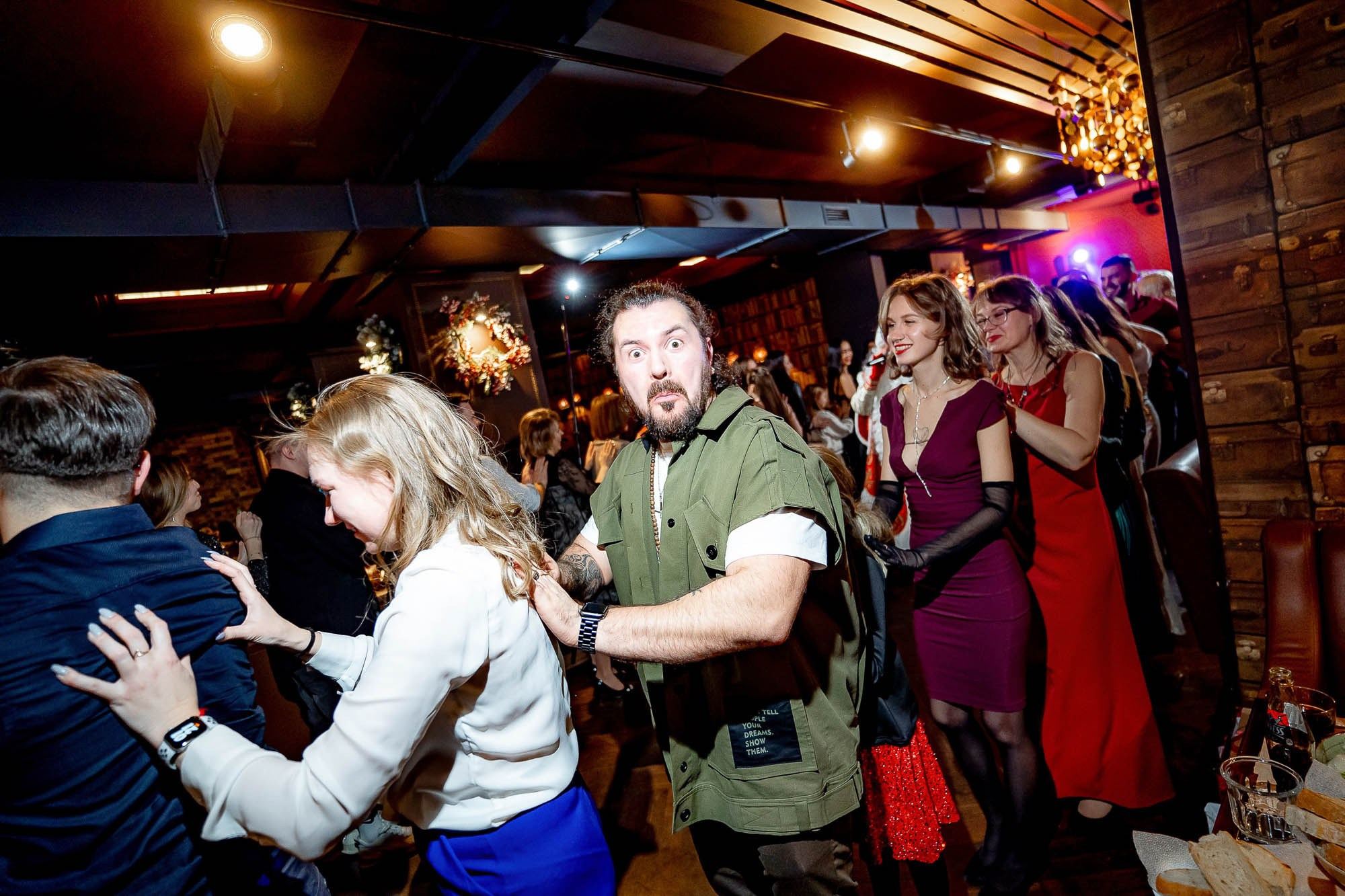 Новый год 2024 в Peoples. Сергей Кошкин. Репортажная и ивент-фотография в Сургуте