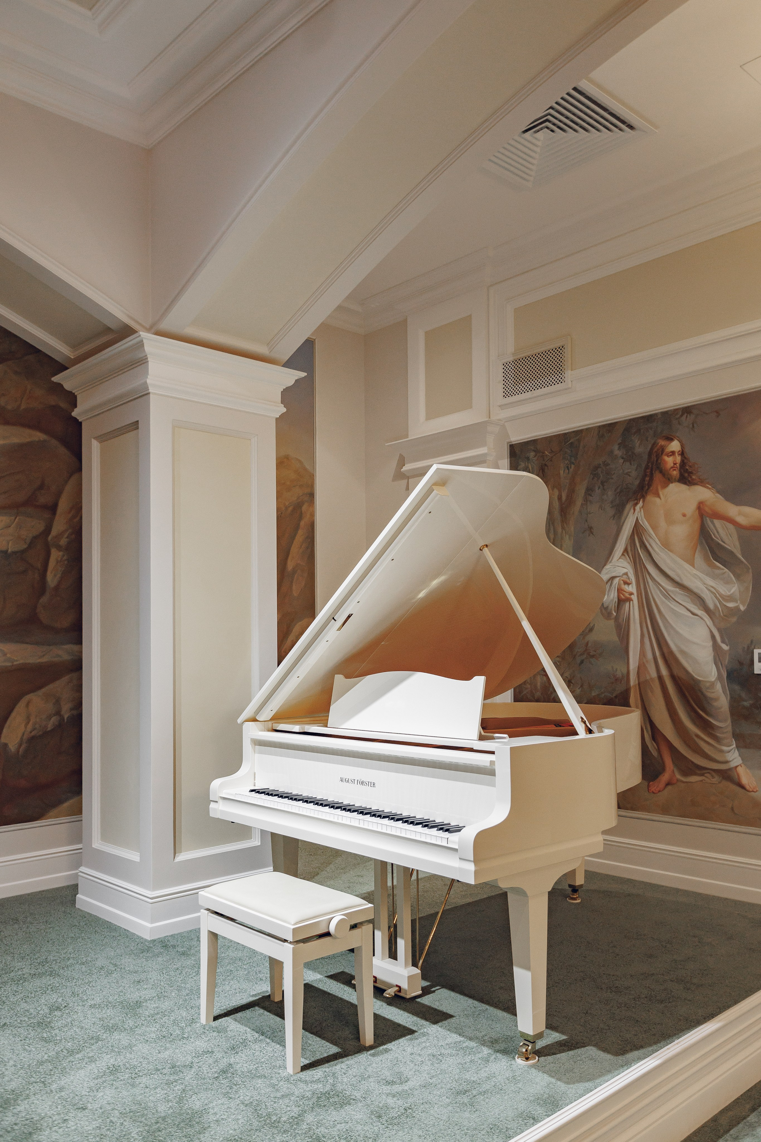 Интерьер Кафедральный собор Рождества Христова