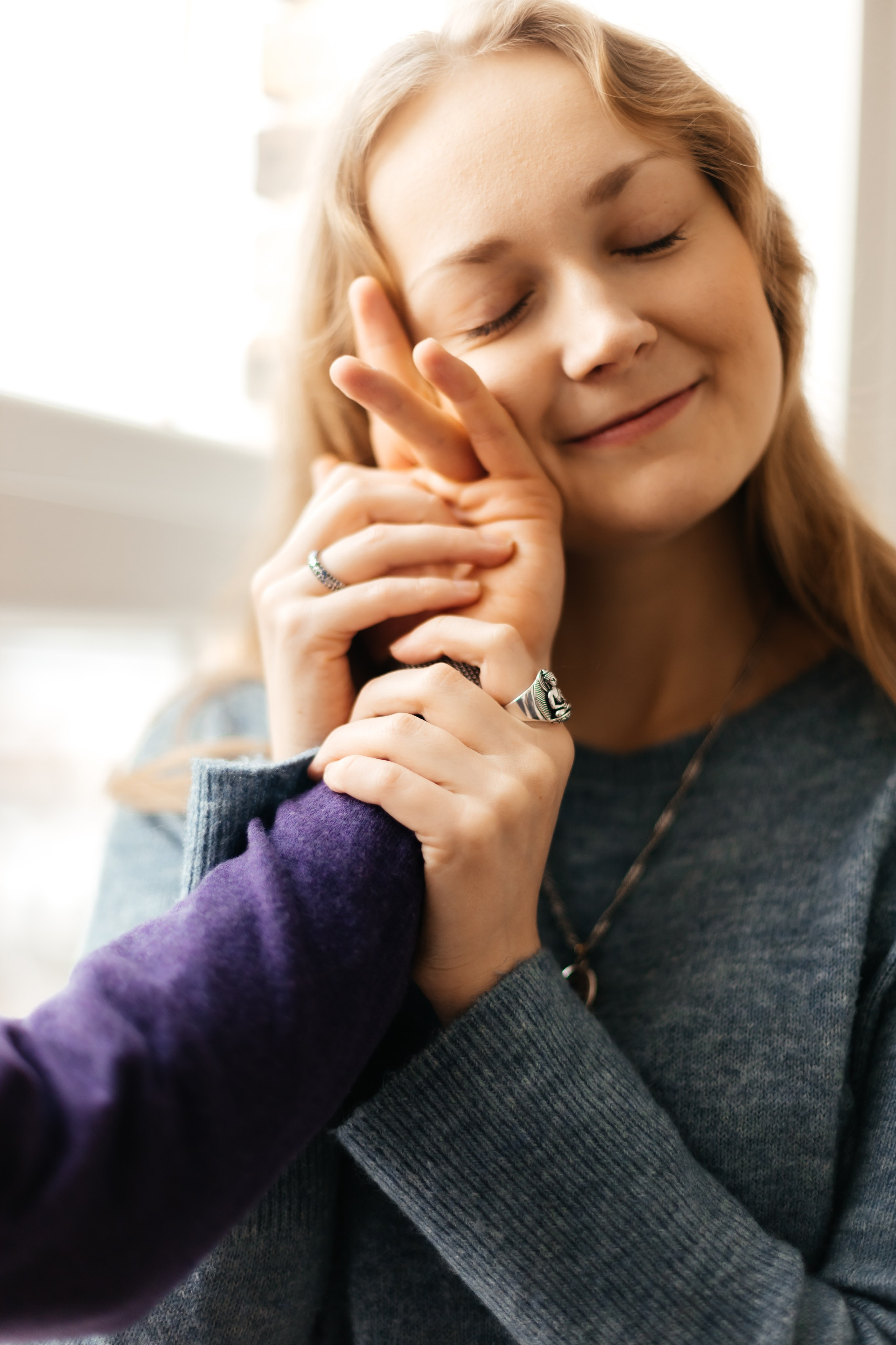 Щека к щеке. Фотограф Амалия Ахмедова, Калининград