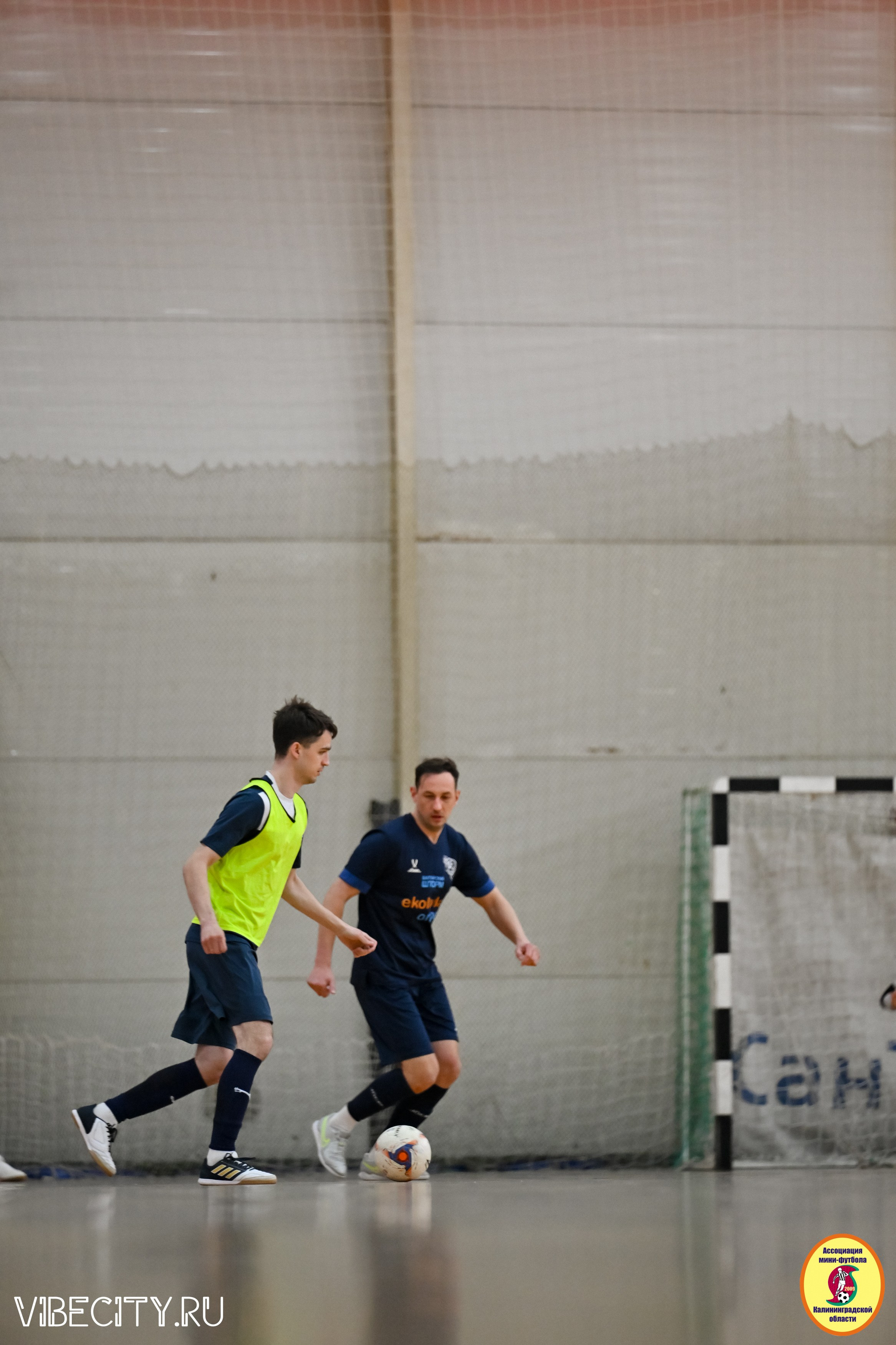 8 тур Корпоративной Бизнес-Лиги по футзалу. VIBECITY.RU Вайб Сити Ру Фоторепортажи Фотоотчеты Калининград