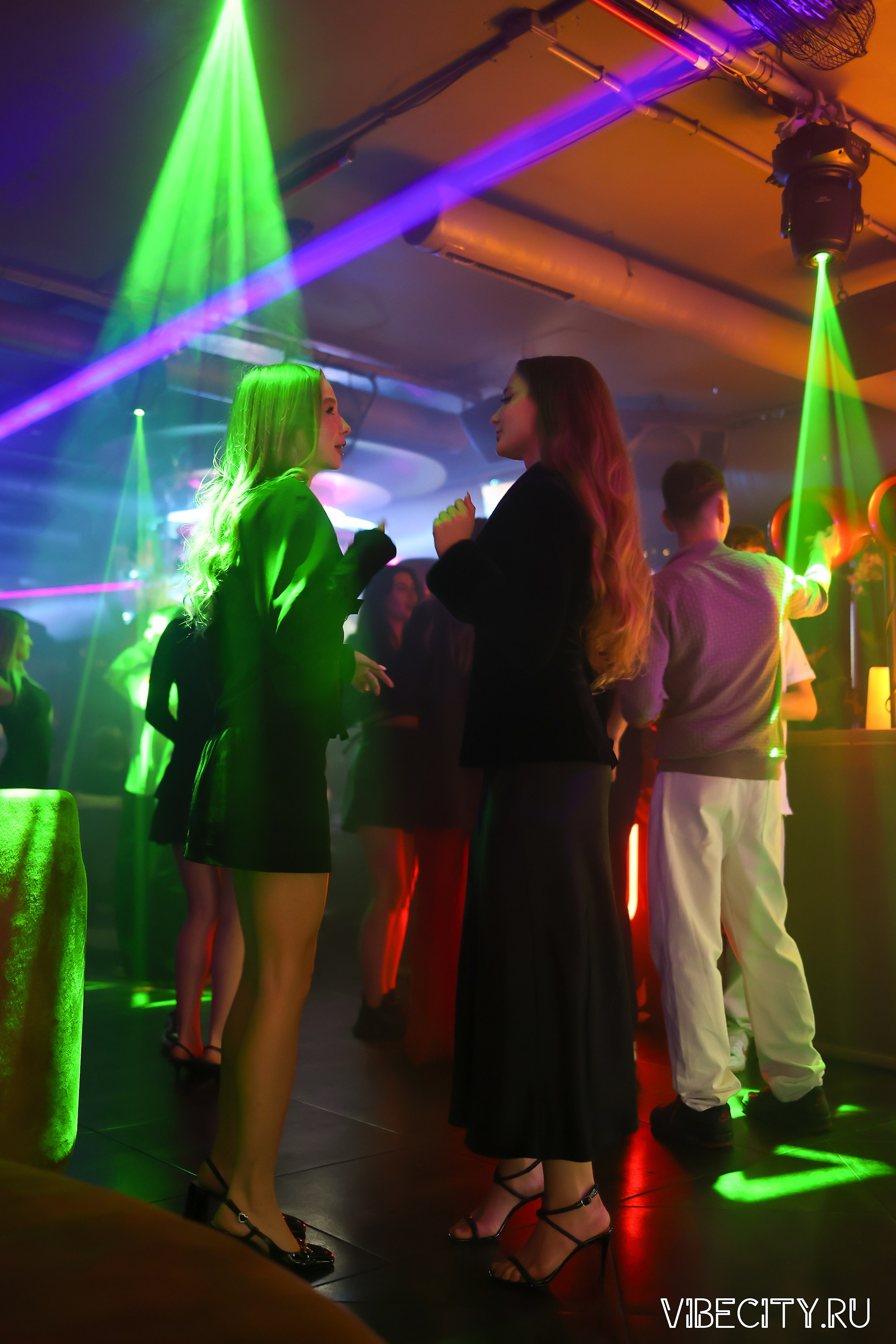 DOUBLE U. VIBECITY.RU Вайб Сити Ру Фоторепортажи Фотоотчеты Калининград