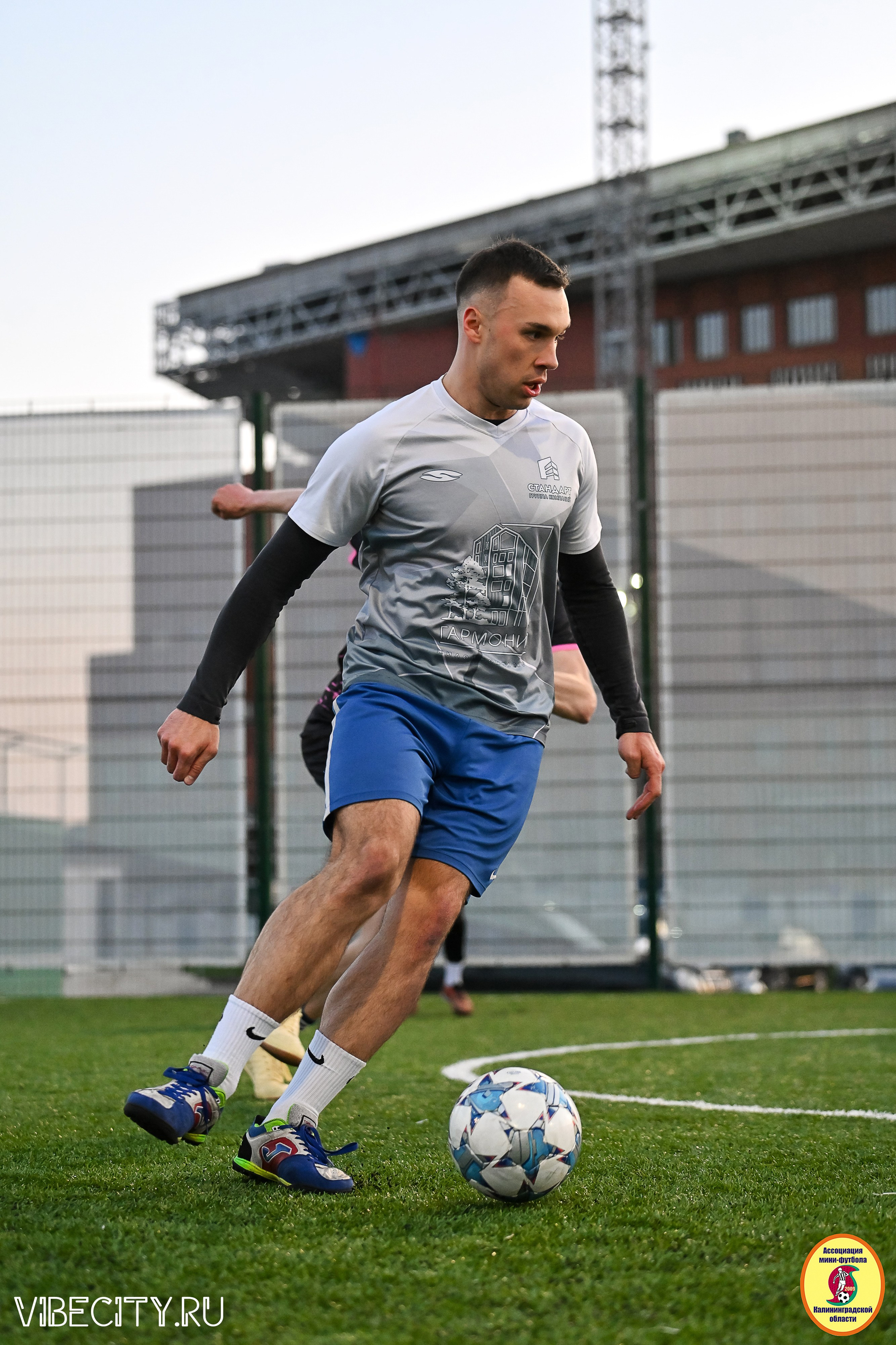 ИГРЫ МИНИ-ФУТБОЛЬНОЙ И КОРПОРАТИВНОЙ ЛИГИ. VIBECITY.RU Вайб Сити Ру Фоторепортажи Фотоотчеты Калининград