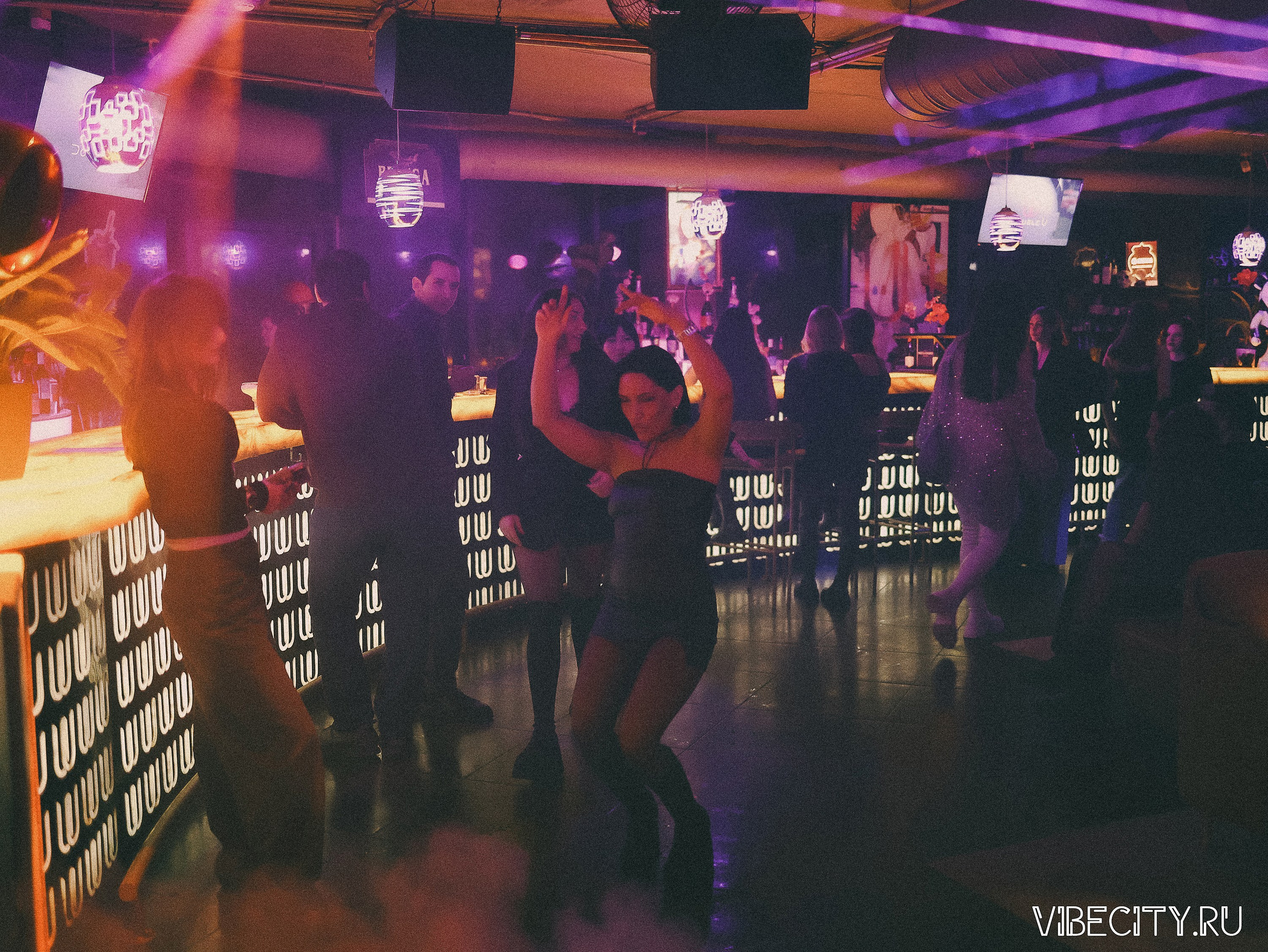 DOUBLE U. VIBECITY.RU Вайб Сити Ру Фоторепортажи Фотоотчеты Калининград