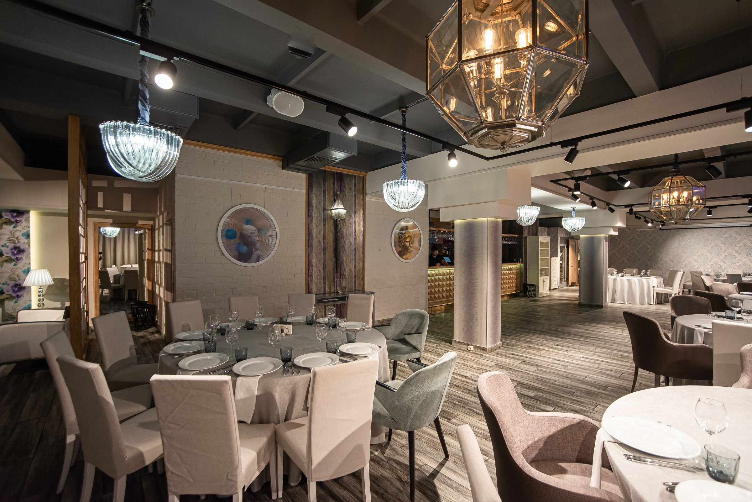 Интерьерный фотограф ресторанов в Екатеринбурге Ирина Смирнова. Профессиональный фотограф в Екатеринбурге Ирина Смирнова