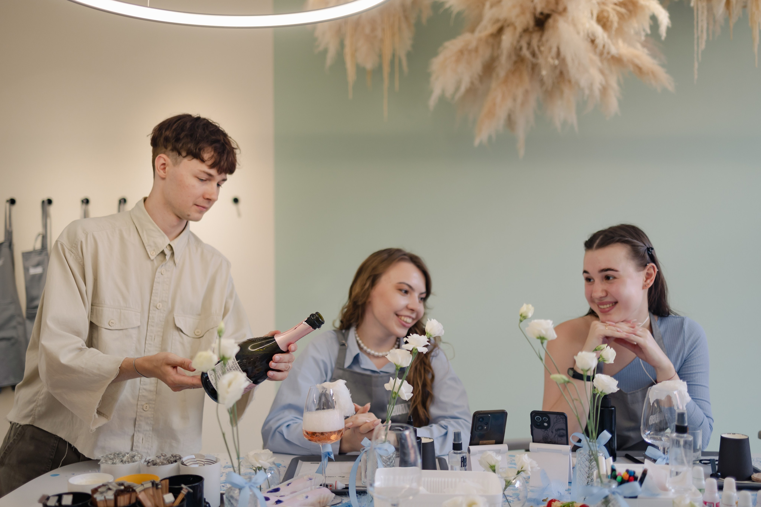 Rewax 29.07.24. Репортажный и портретный фотограф в Санктпетербурге. Видиосъемка мероприятий в Санкт-Петербурге