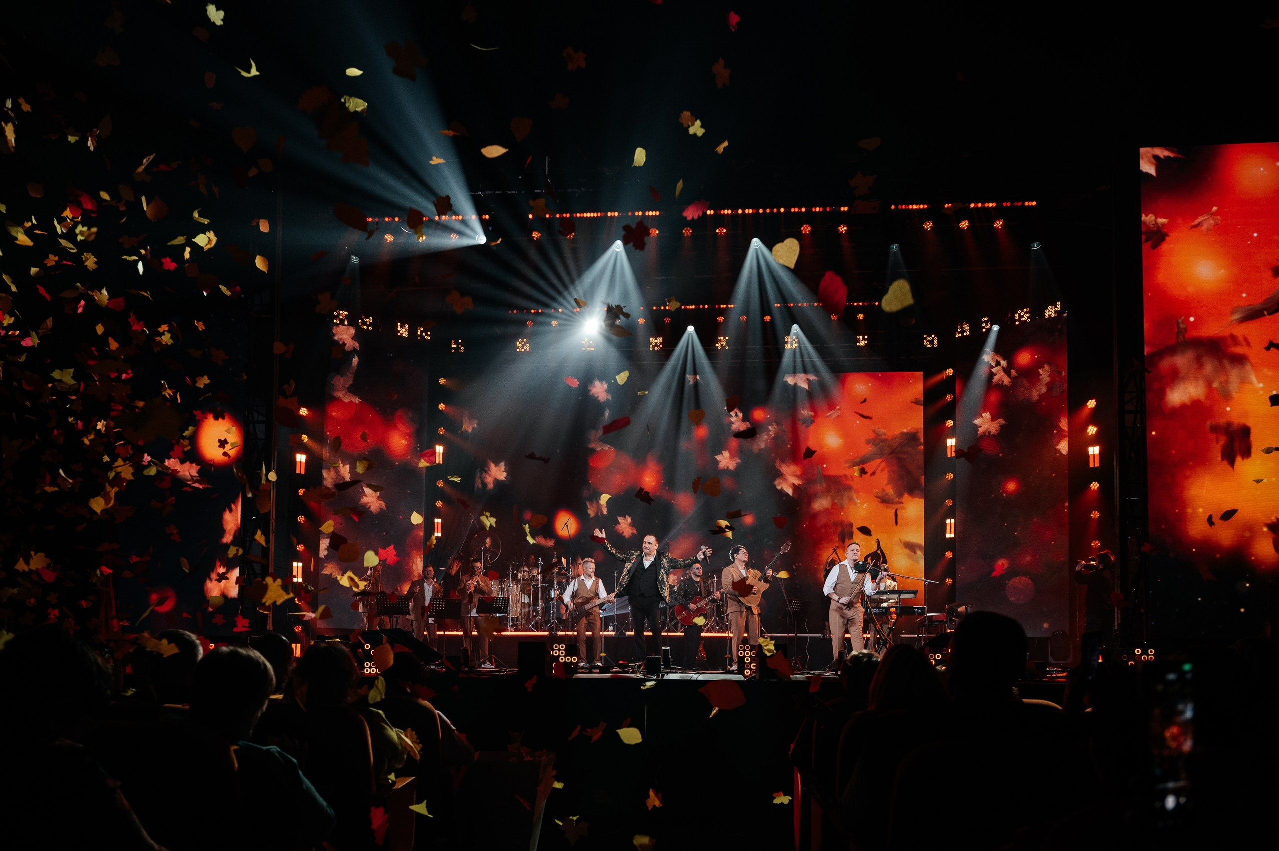 Сентябрь. Свадебный фотограф в Москве и по всему Миру Андрей Медведников