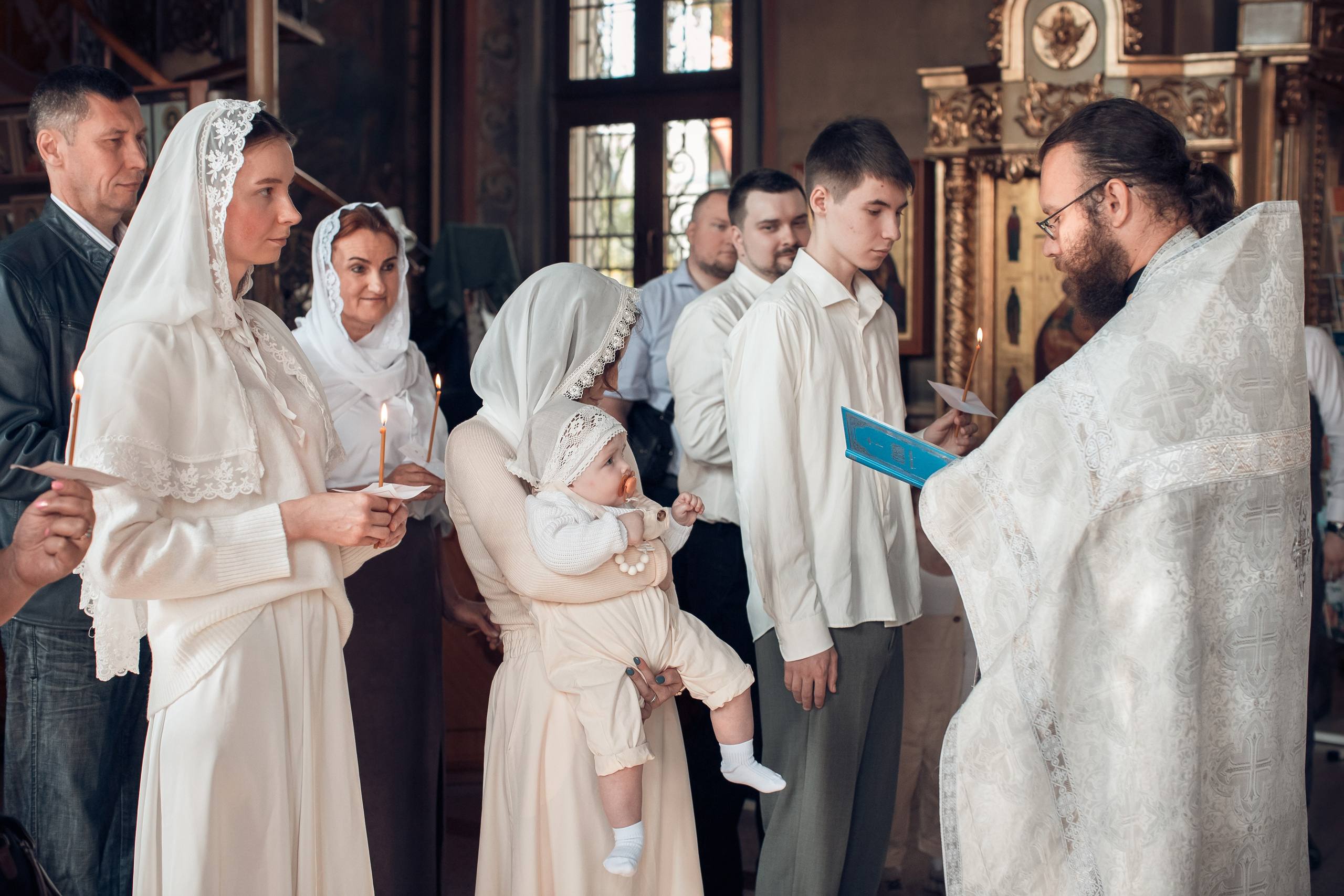 Стоимость таинства крещения. Семейный и детский фотограф в Москве в ЮАО Царицыно Алёна Асташкина
