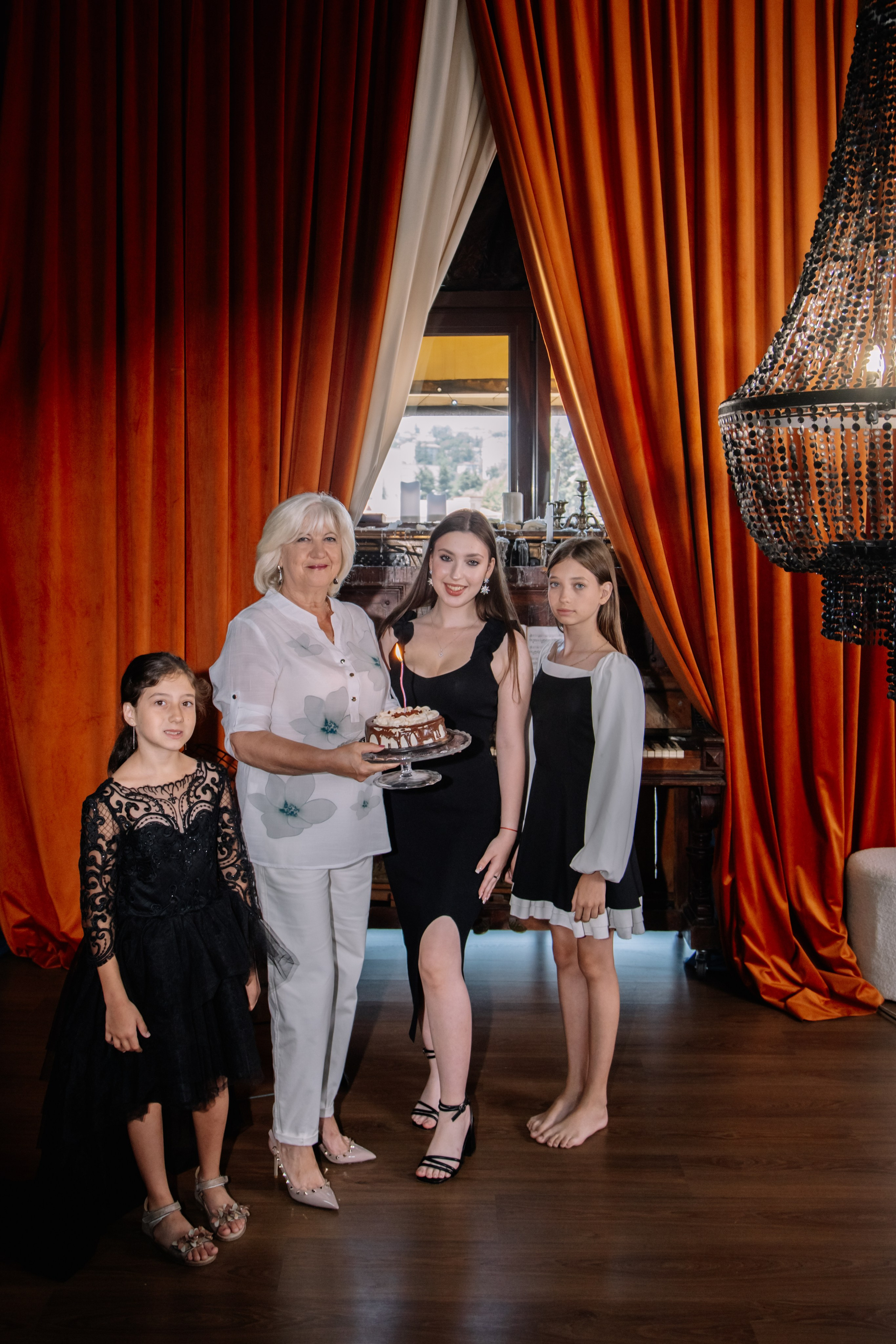 СТУДИЙНАЯ СЕМЕЙНАЯ ФОТОСЕССИЯ. Семейный фотограф в Сочи, Лоо, Дагомысе, Вардане Кучумова Олеся