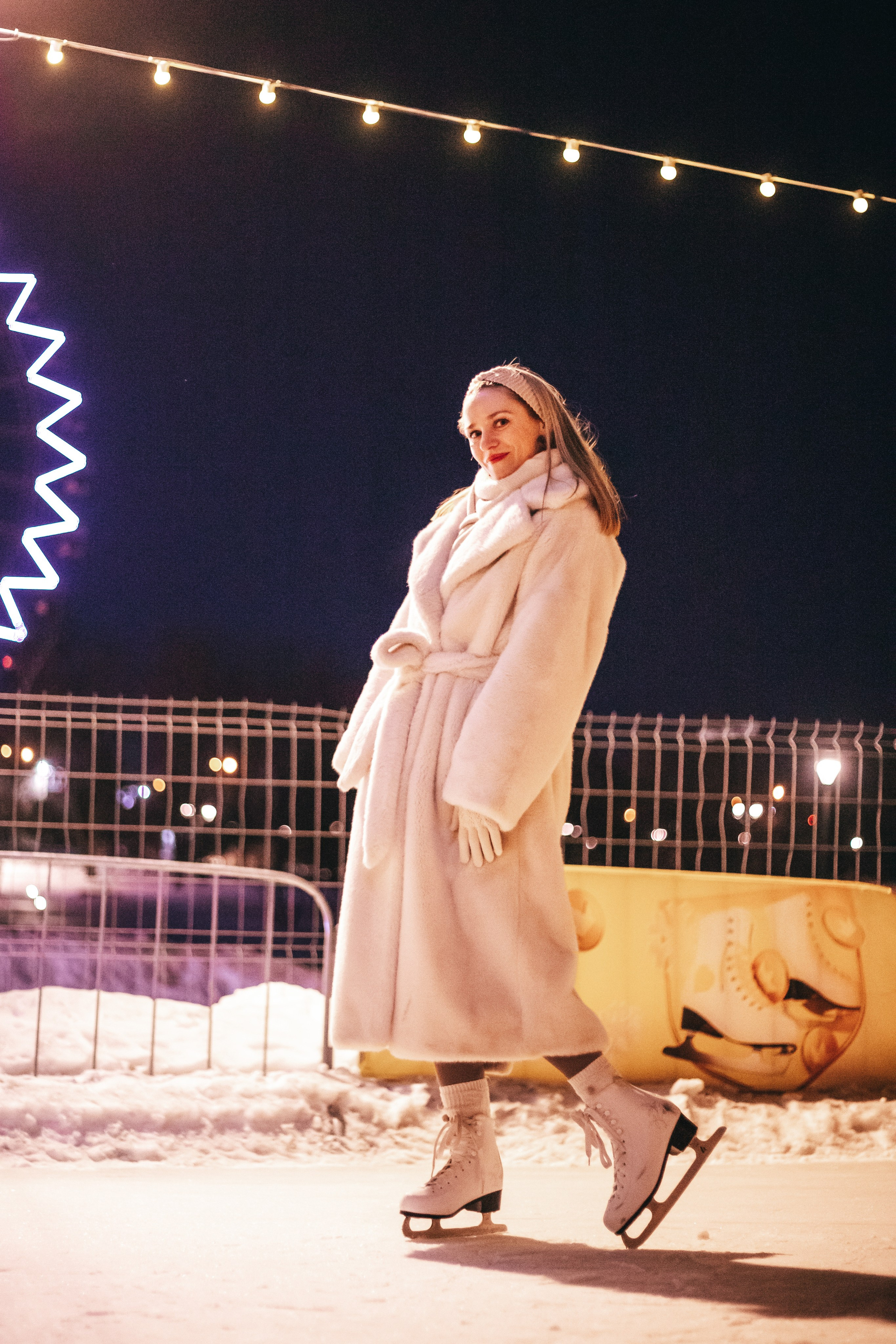 Девичник на катке. Семейный и детский фотограф в г. Новосибирске Макеева Анастасия
