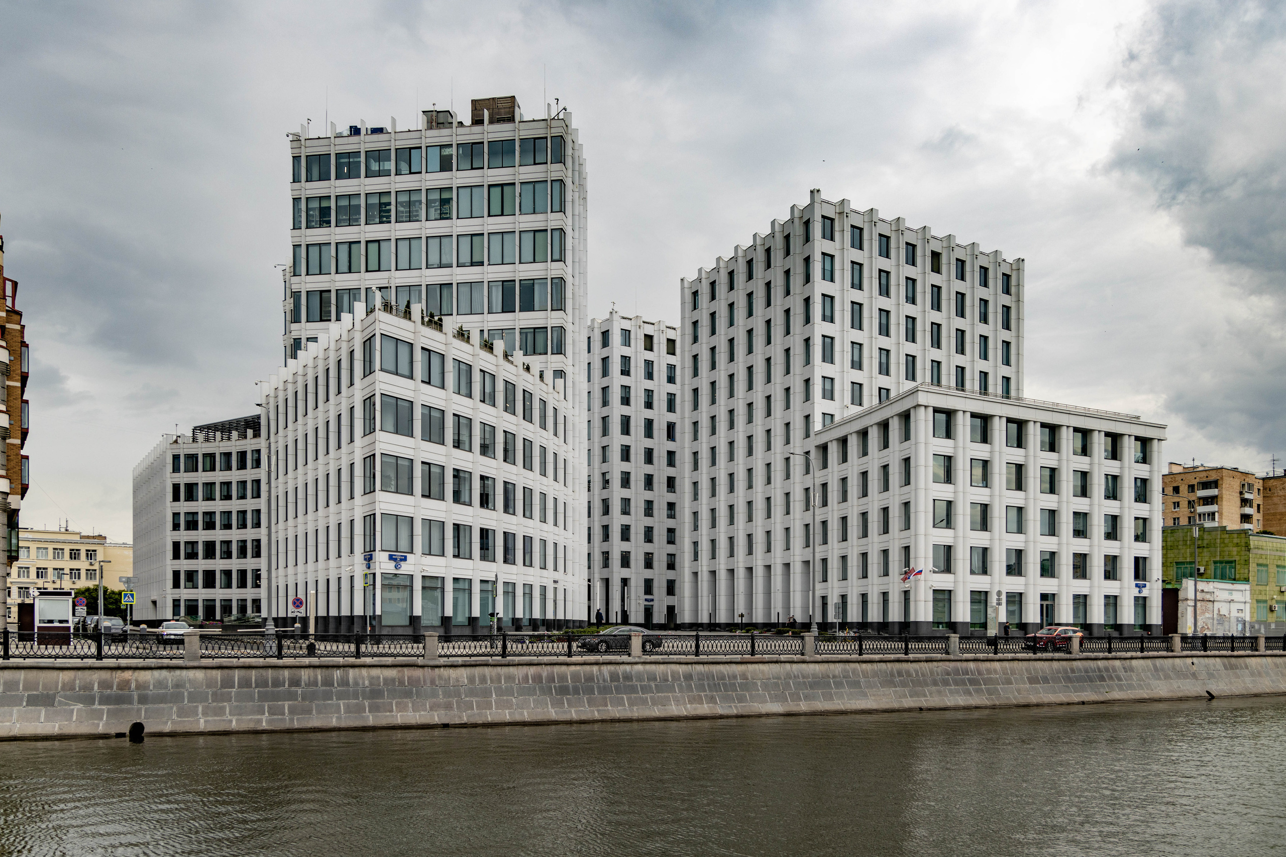 Здания современной Москвы. Семейный и детский фотограф в Москве Людмила Степанова
