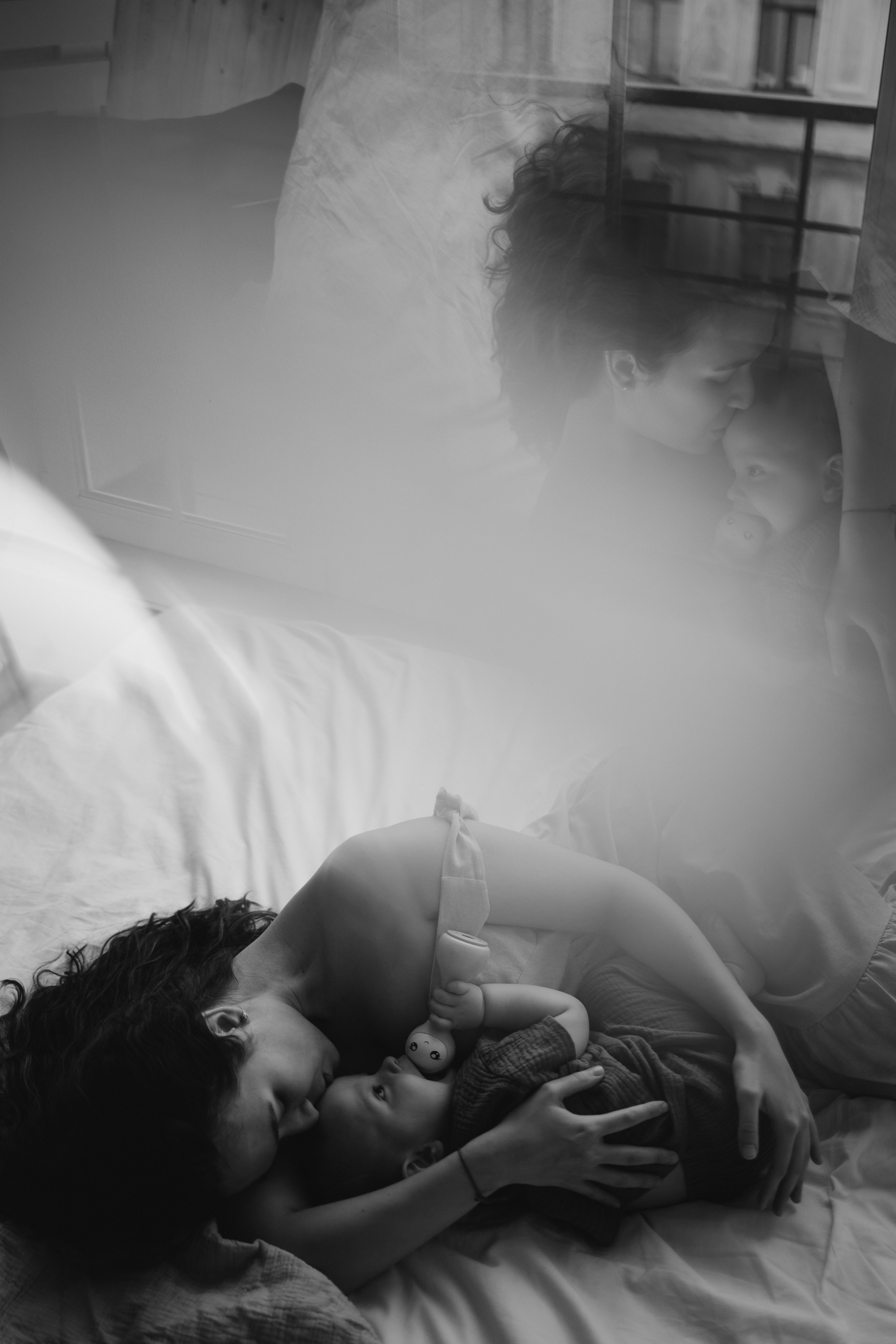 Регина и малыш Дима. Семейный, домашний, ньюборн фотограф Москва Цветкова Елизавета