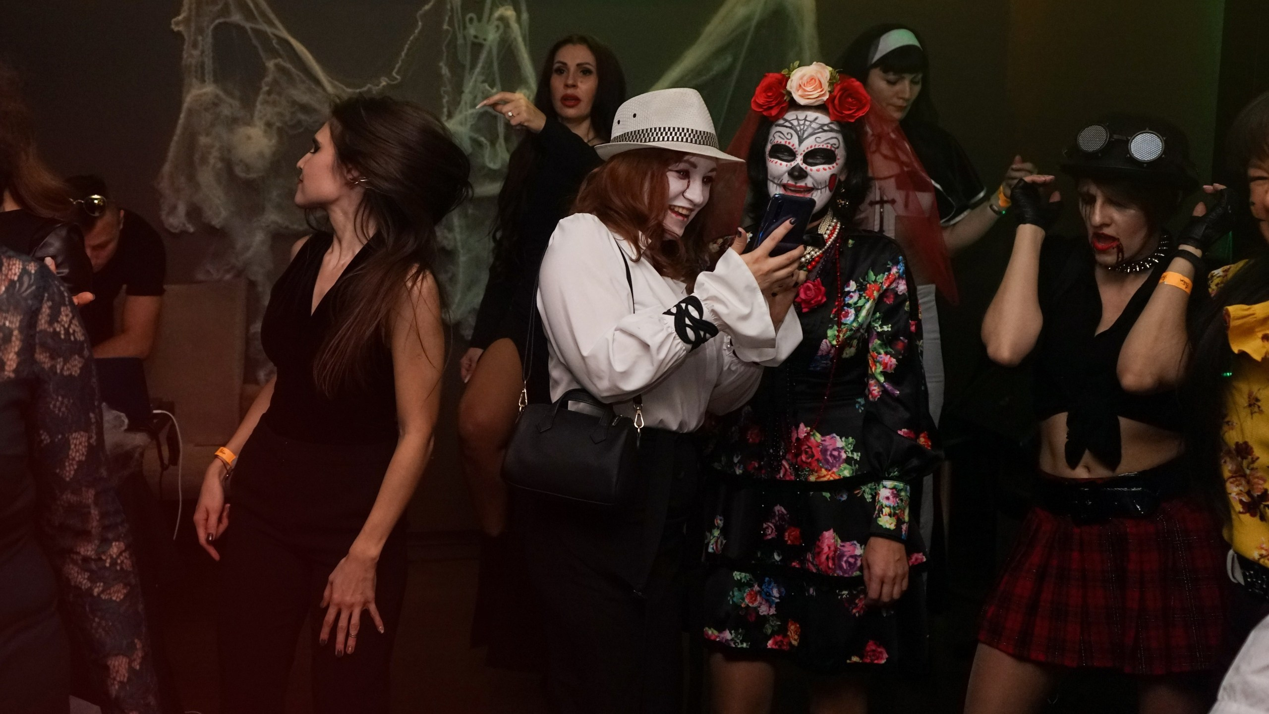 Патихардия. Клубная вечеринка | 31.10.20. Галерея Фантим