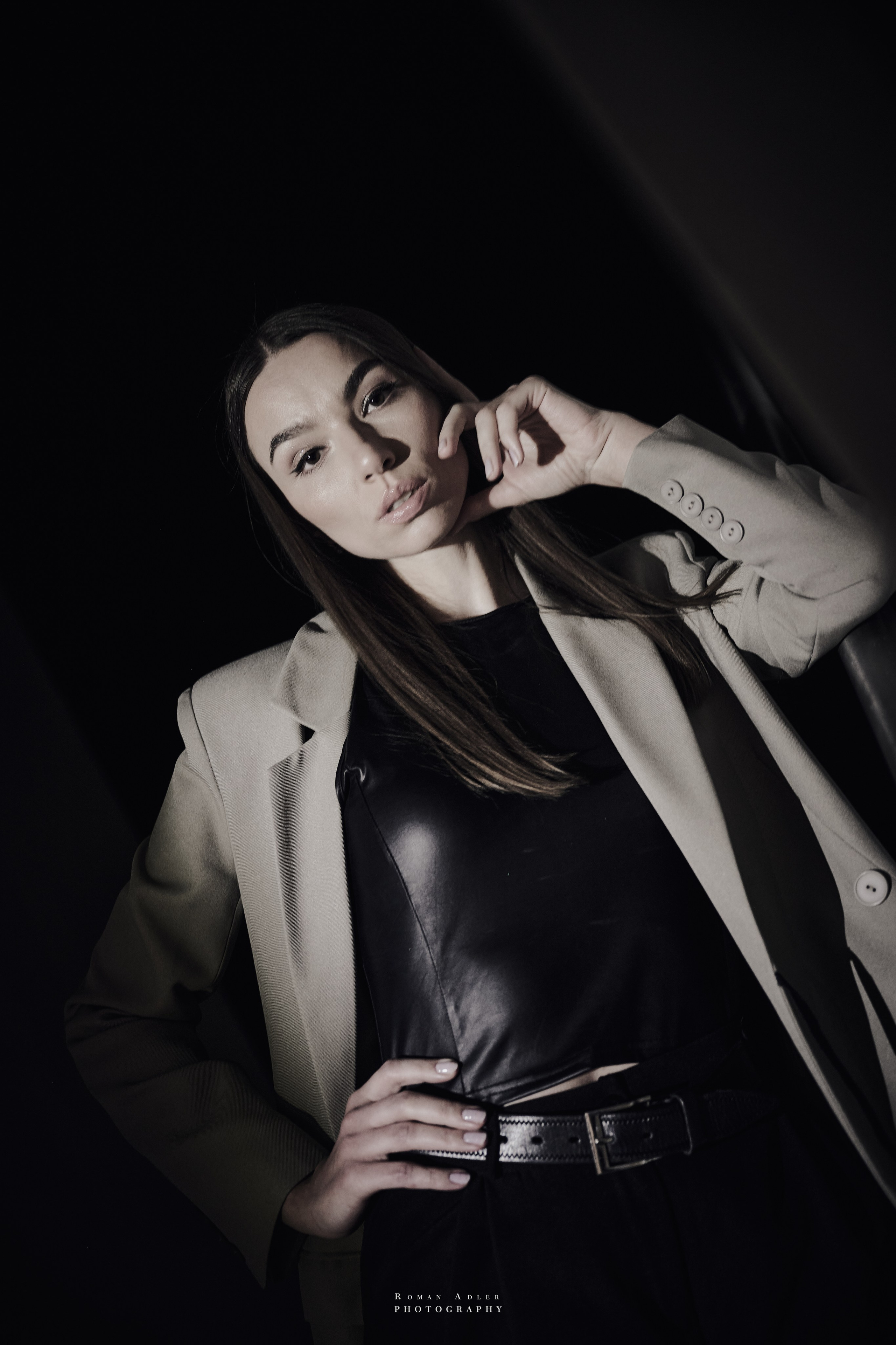 Тина. Фотограф Роман Адлер