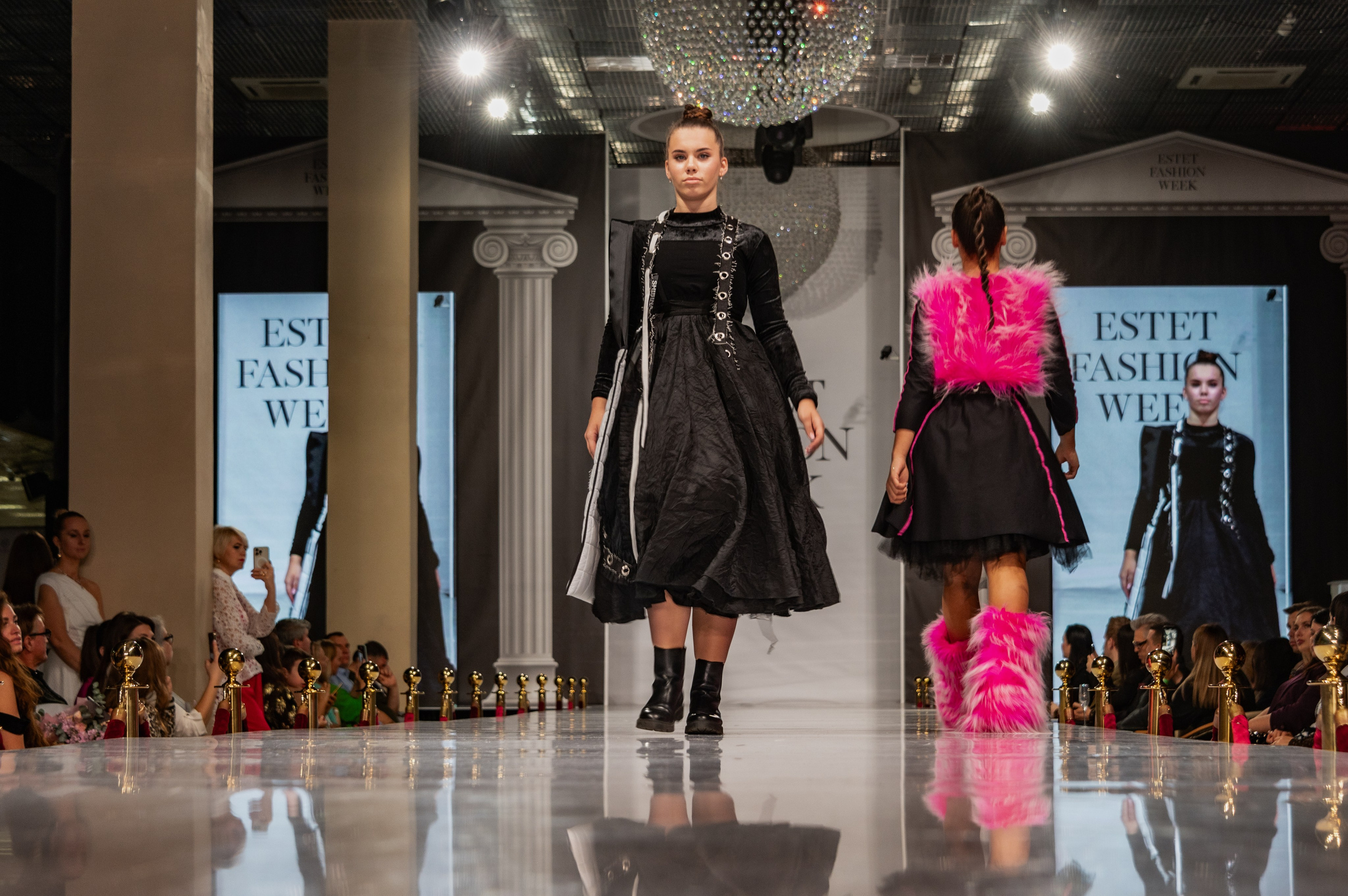 Estet Fashion Week-2023. Фотограф Роман Адлер