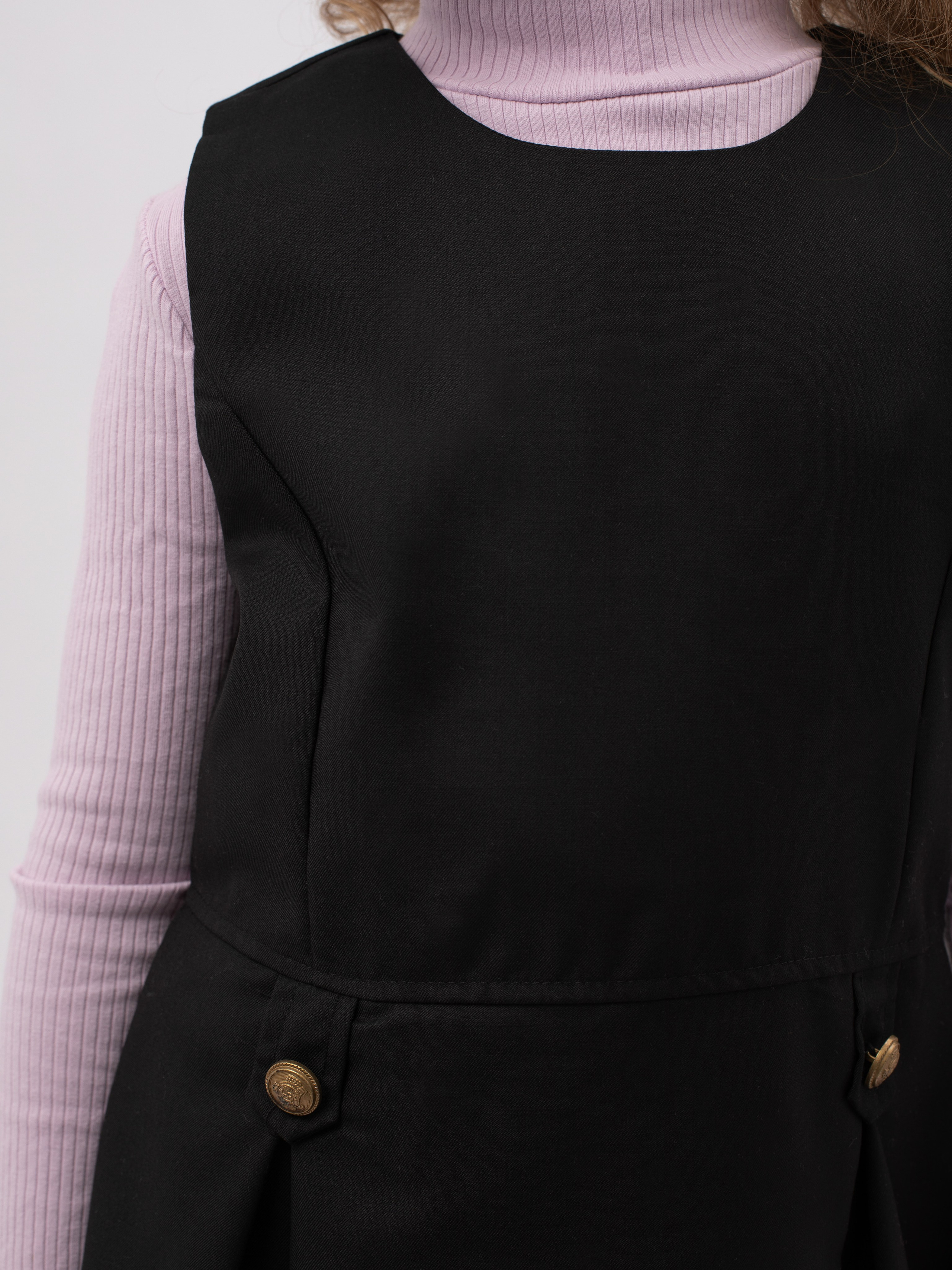 Школьная одежда. Фотостудия предметной и модельной съёмки для маркетплейсов