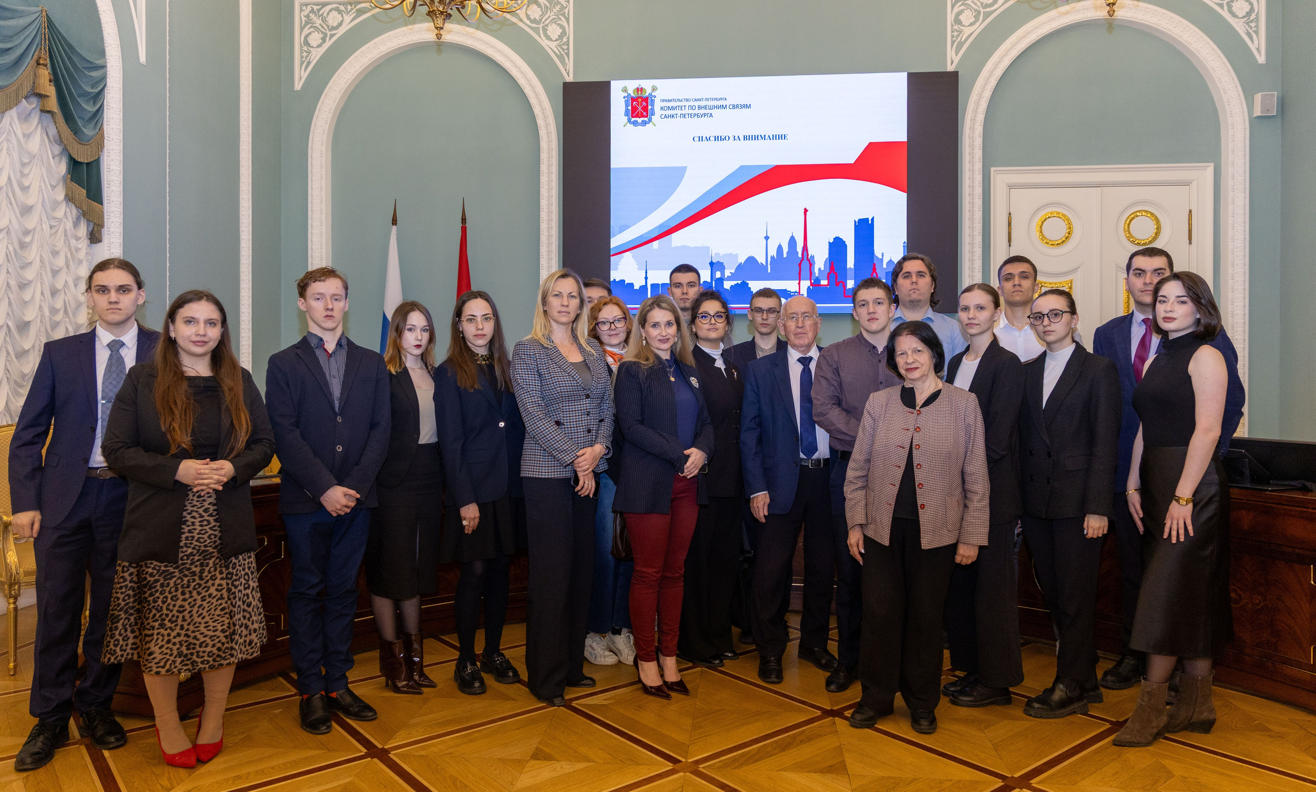 Кружок молодого дипломата. Портретный и семейный фотограф Санкт-Петербург