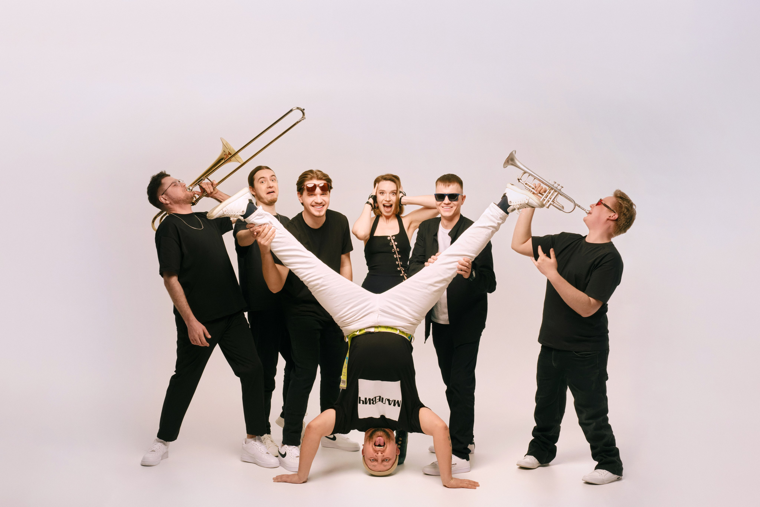 Музыкальные группы. Антон Ив