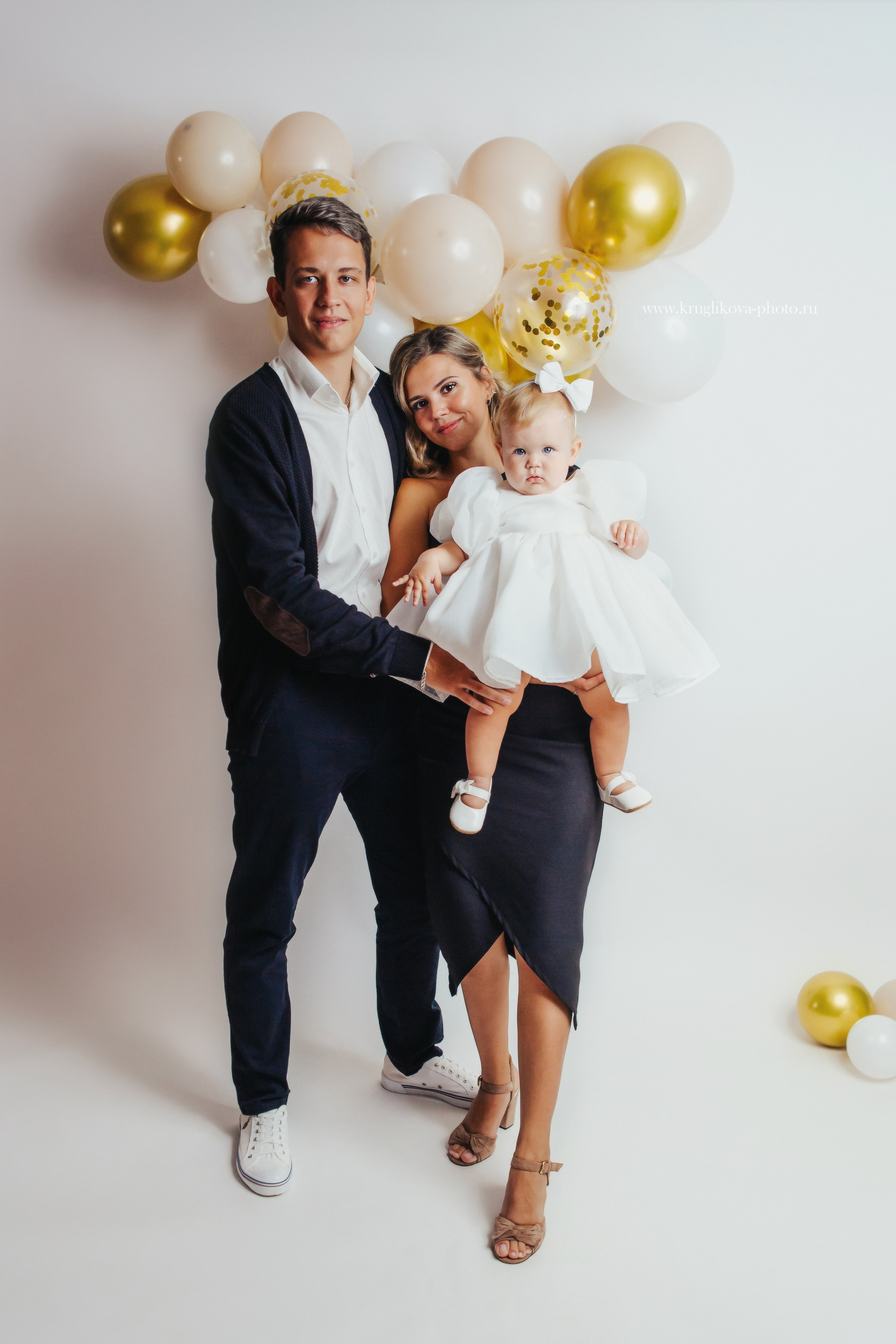 Фотосессия годика для девочки. Фотограф новорожденных и детский в Сергиевом Посаде Кругликова Юлия