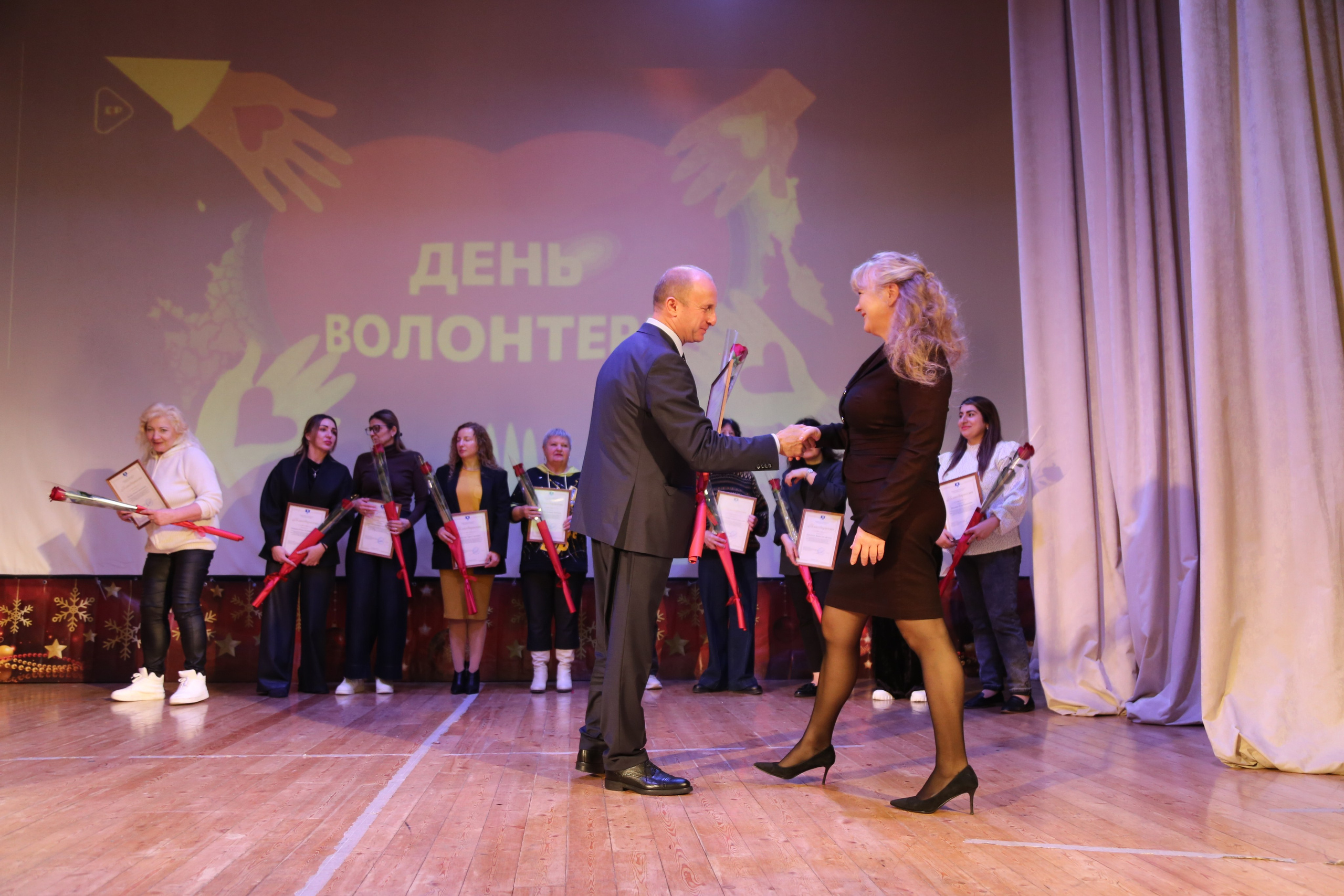 День Волонтёра. Жизнь курорта Кабардинка в фотографиях