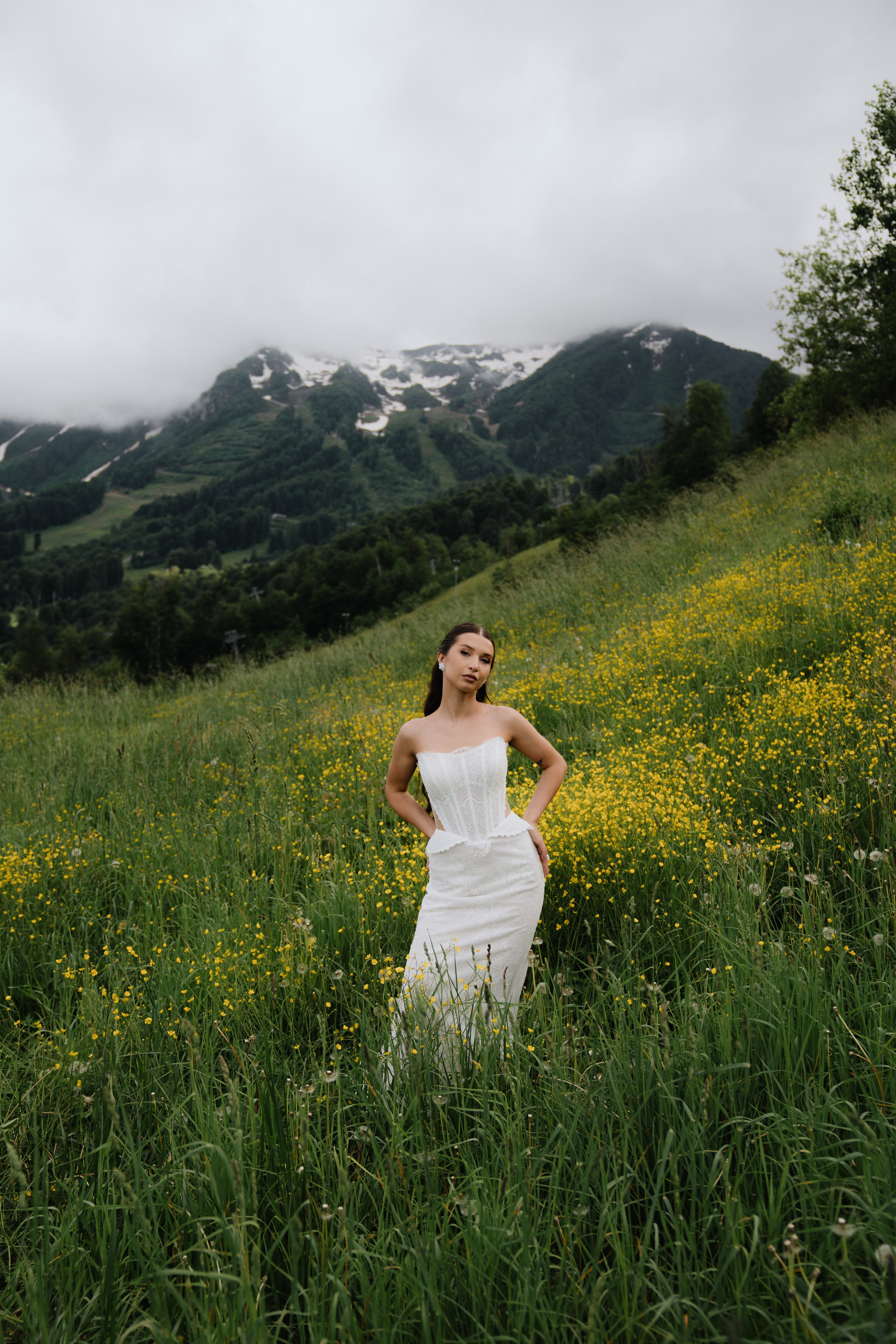 Юлия и Денис — Свадебный фототур. Фотограф в Сочи / Фототуры на кабриолете | Виктор Рогулев