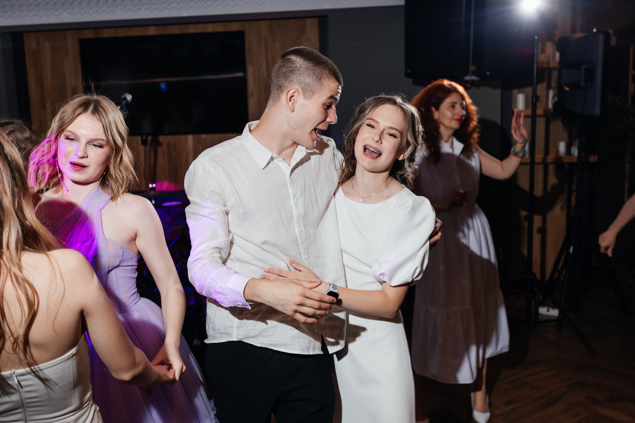 Выпускной 11 «А». Школа № 42. Свадебный фотограф в Краснодаре Николай Крауз