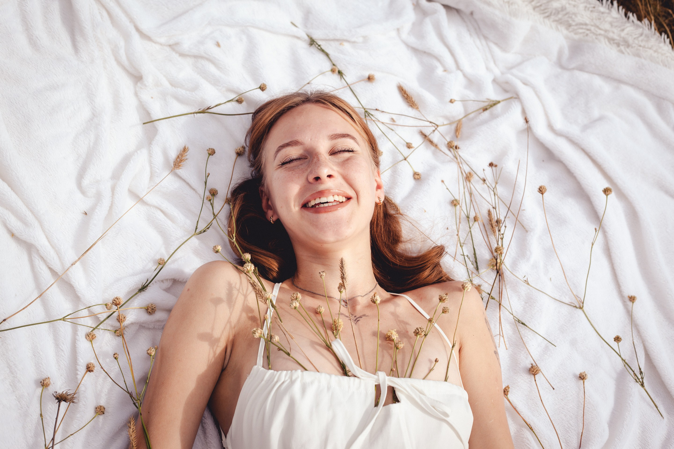 Нежность гор. Уличный фотограф Города N