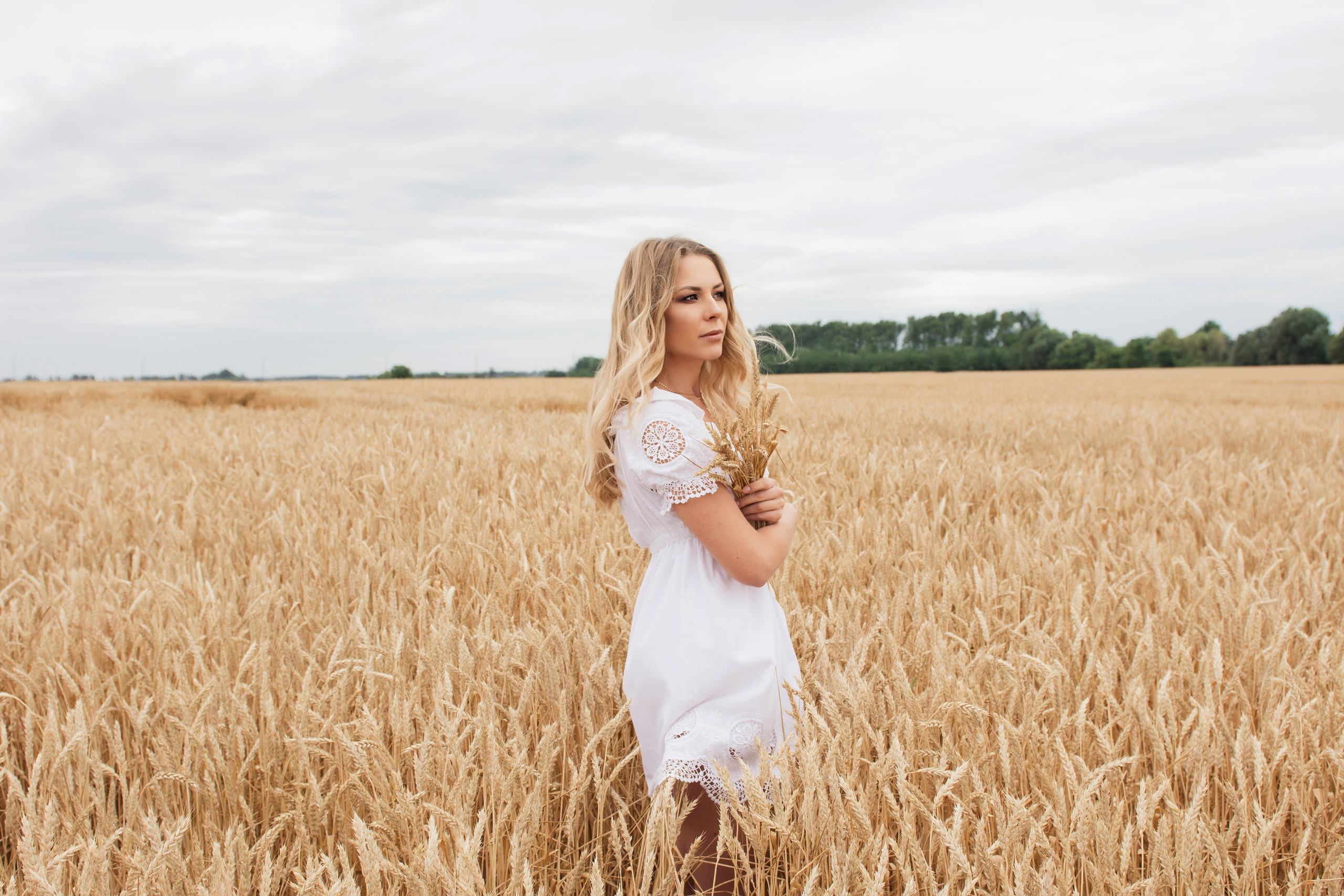 Ветер в волосах. Lifestyle фотограф