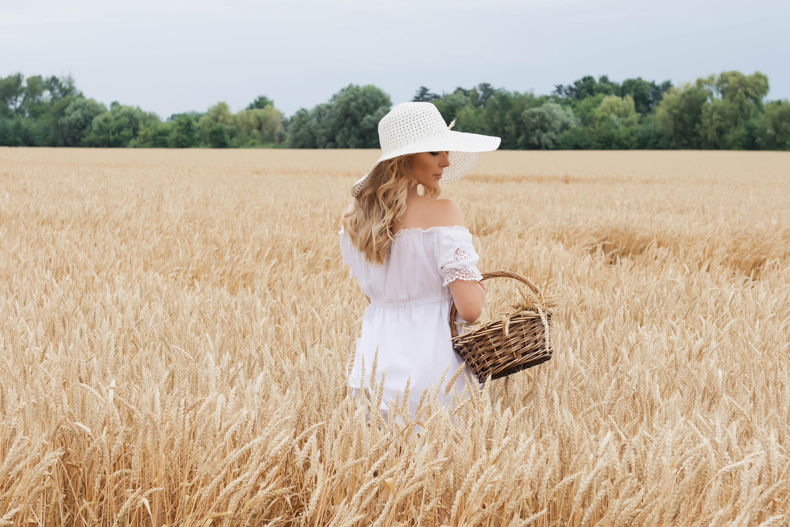 Ветер в волосах. Lifestyle фотограф