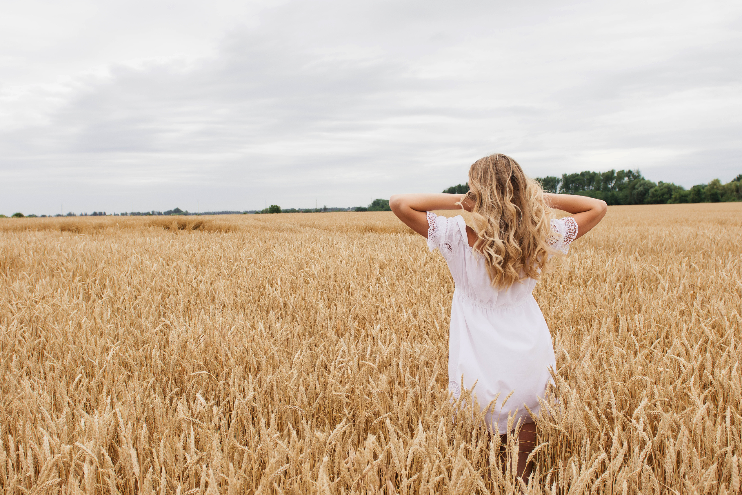 Ветер в волосах. Lifestyle фотограф