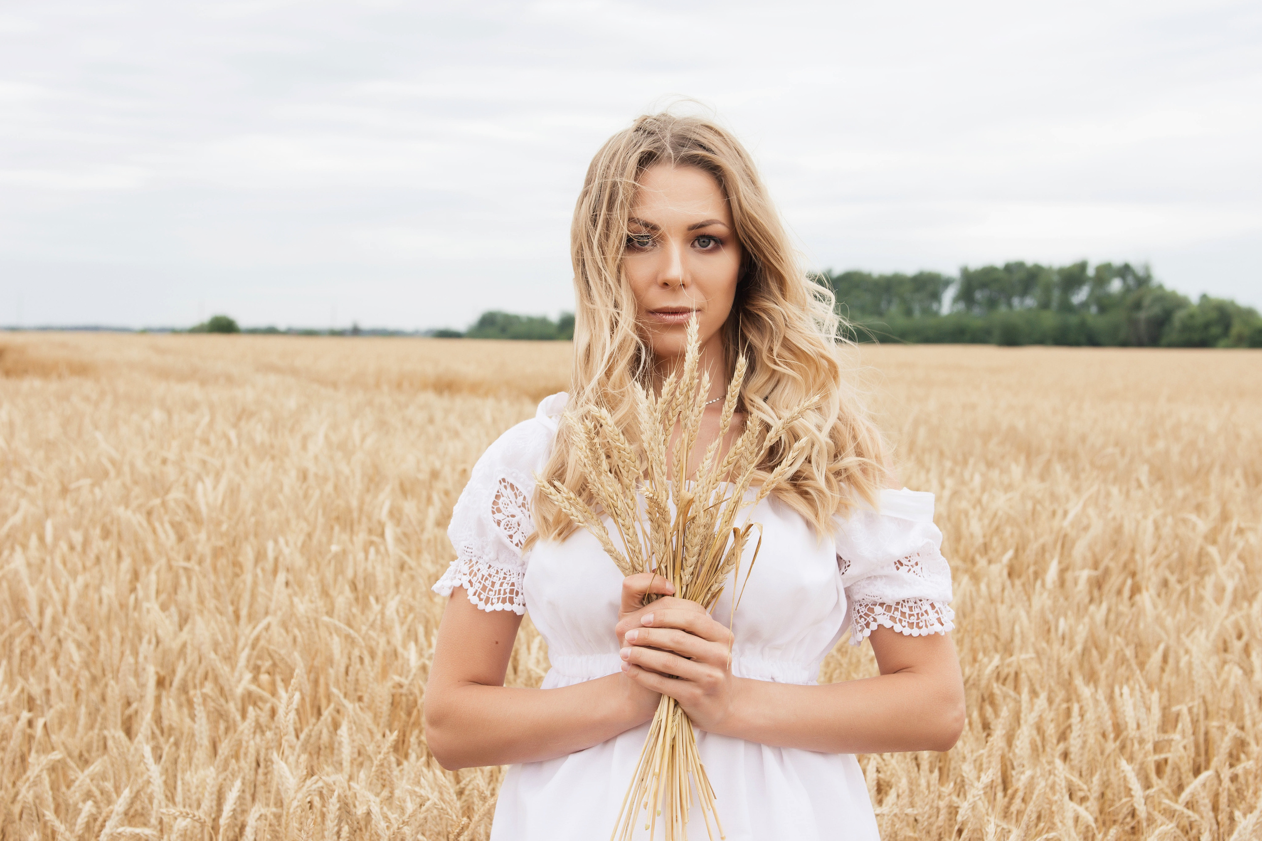 Ветер в волосах. Lifestyle фотограф