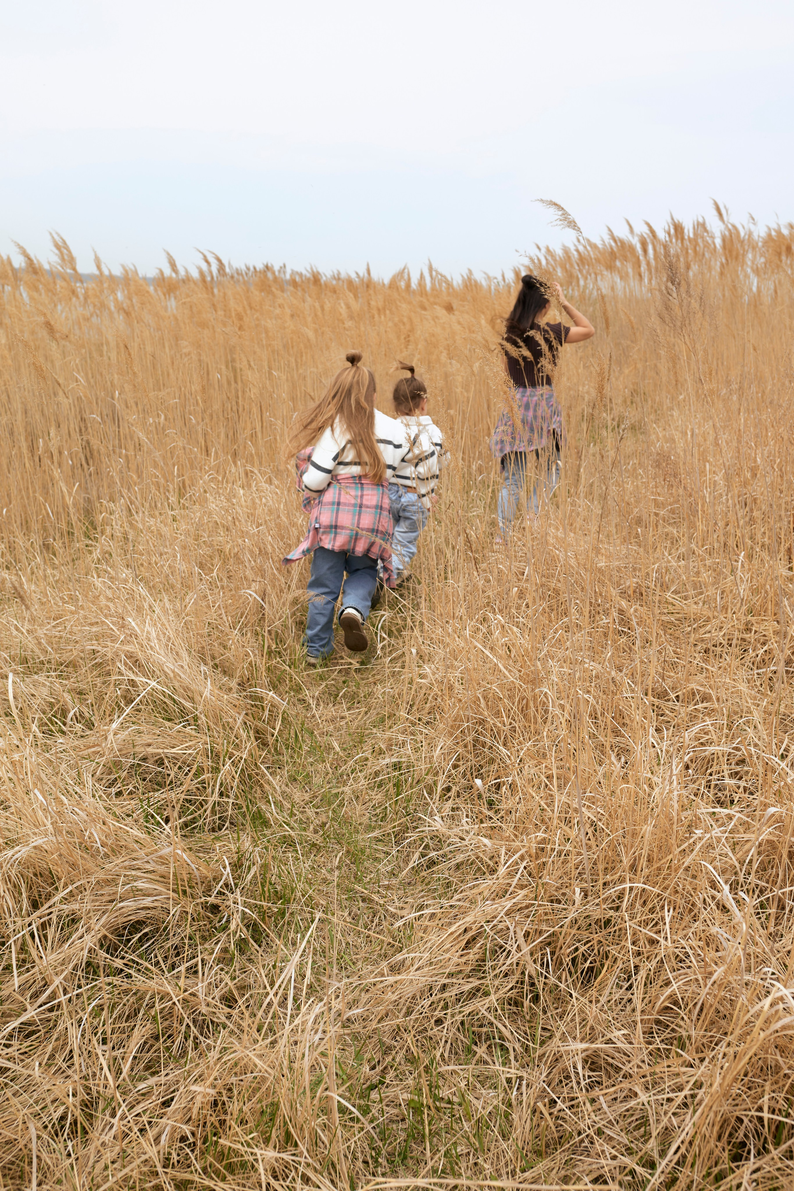 Алена и дочки. Фотограф Владивосток, семейные и индивидуальные съемки