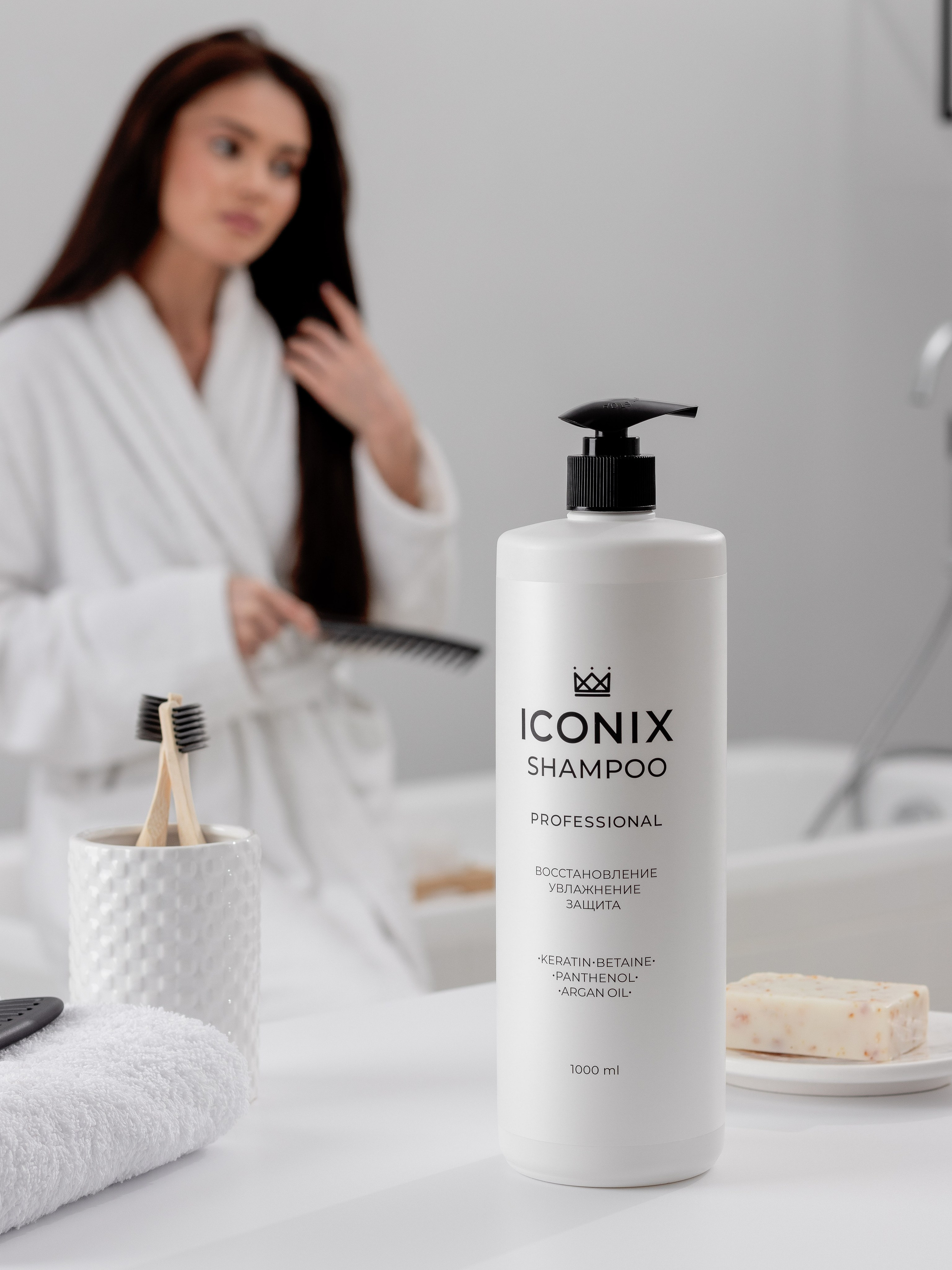 Фото шампуня iconix. Предметный фотограф Северова Екатерина | Профессиональная предметная съёмка фото и видео в Санкт-Петербурге