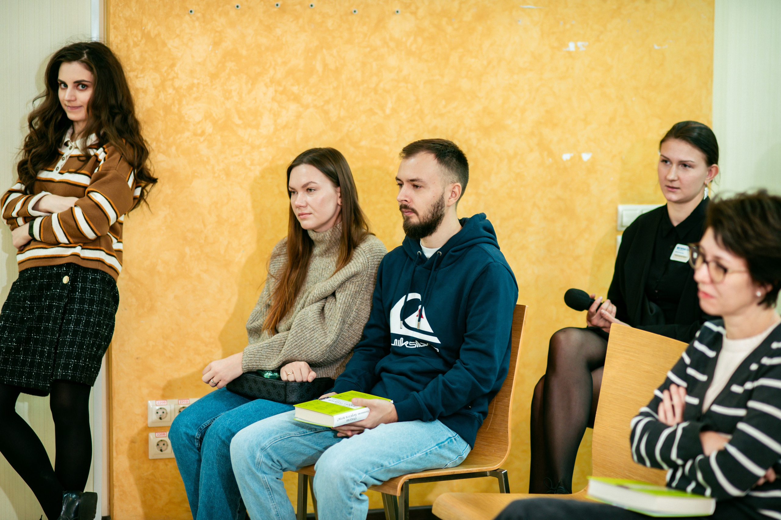 Ася Казанцева 19.11.23 #Читайгород. Фотограф Елена Новикова