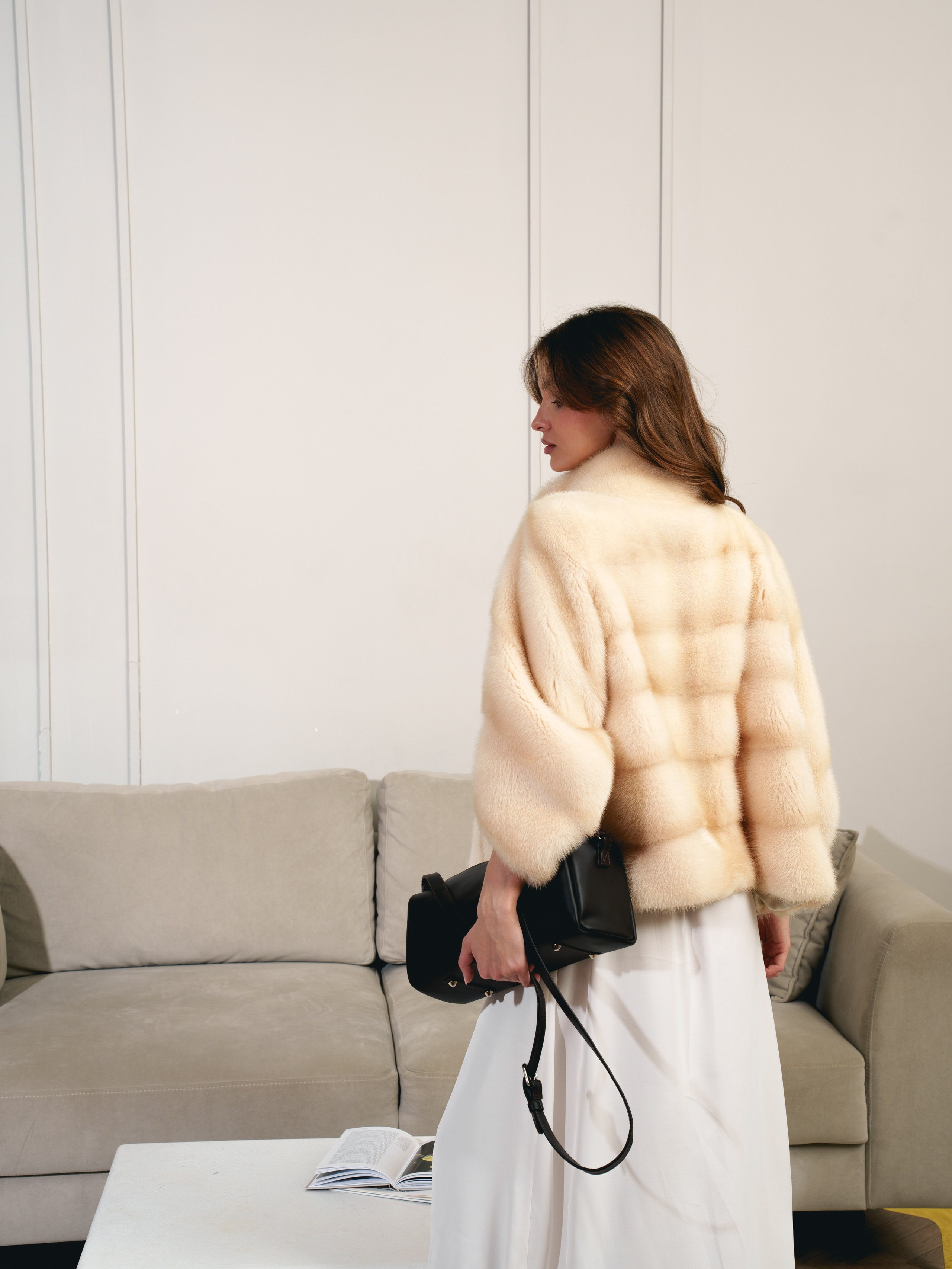 Каталог в интерьере. Иван Упоров — фотограф, рилсмейкер чебоксары