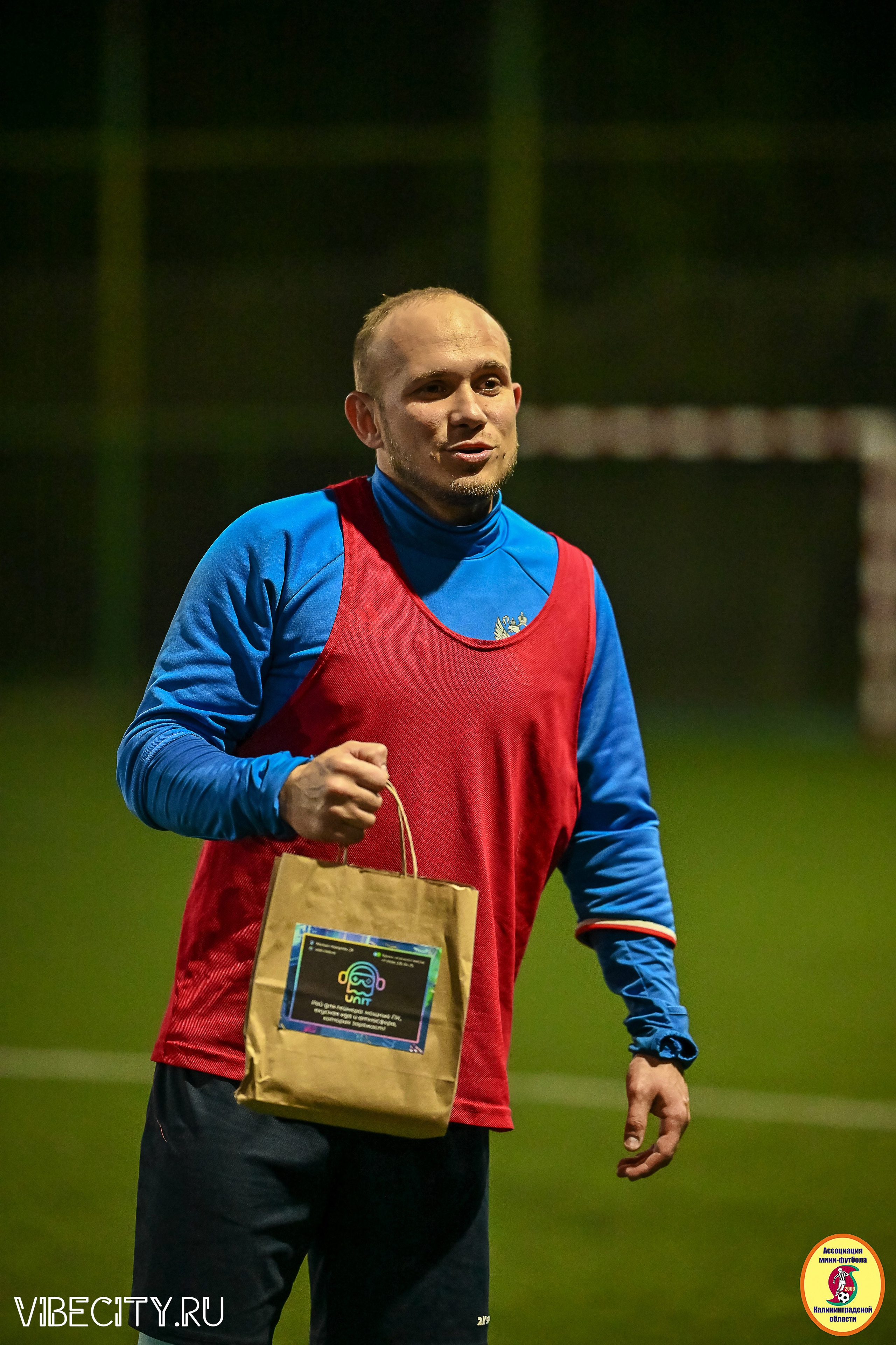 ИГРЫ МИНИ-ФУТБОЛЬНОЙ И КОРПОРАТИВНОЙ ЛИГИ. VIBECITY.RU Вайб Сити Ру Фоторепортажи Фотоотчеты Калининград