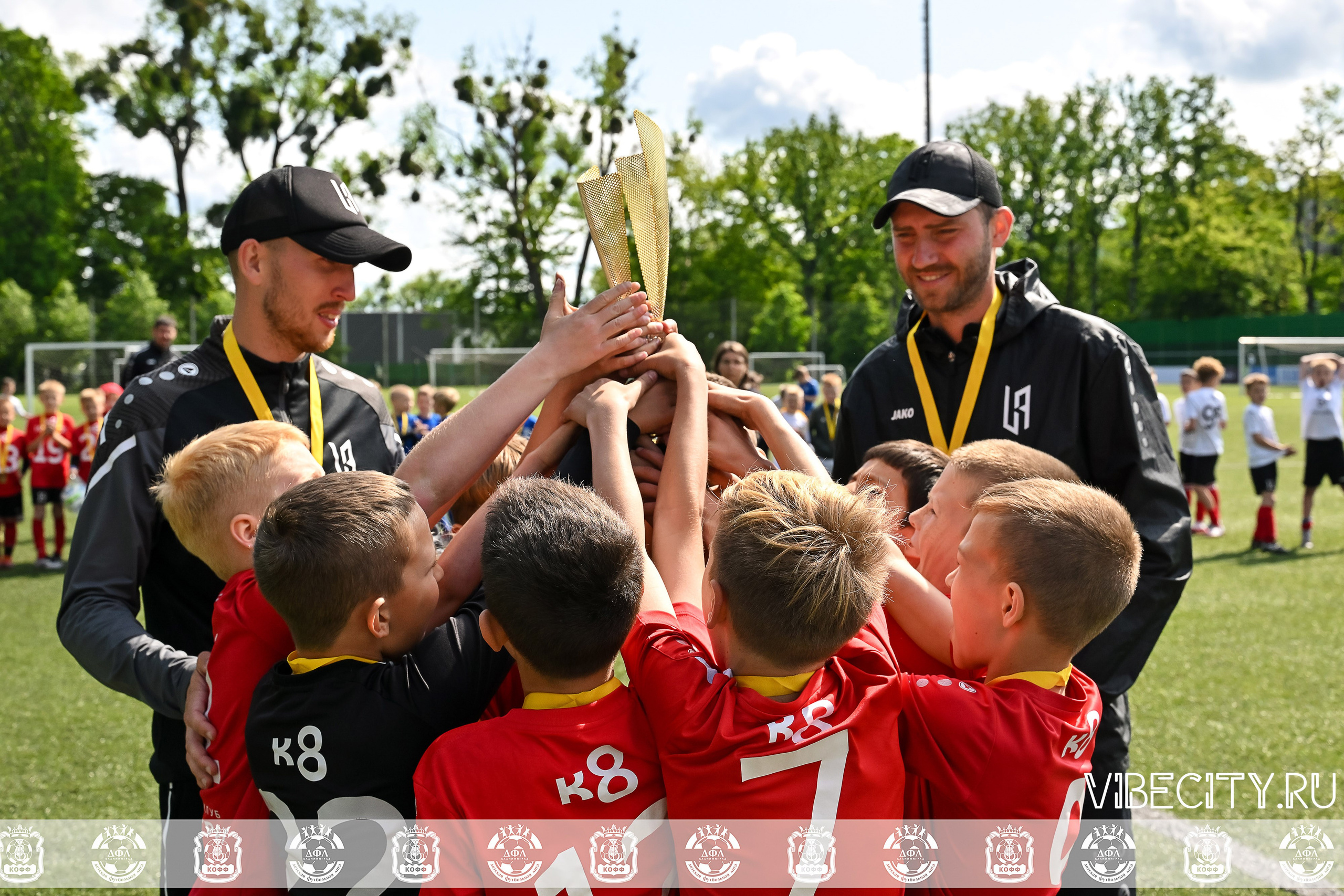 Большие Звезды светят Малым. VIBECITY.RU Вайб Сити Ру Фоторепортажи Фотоотчеты Калининград