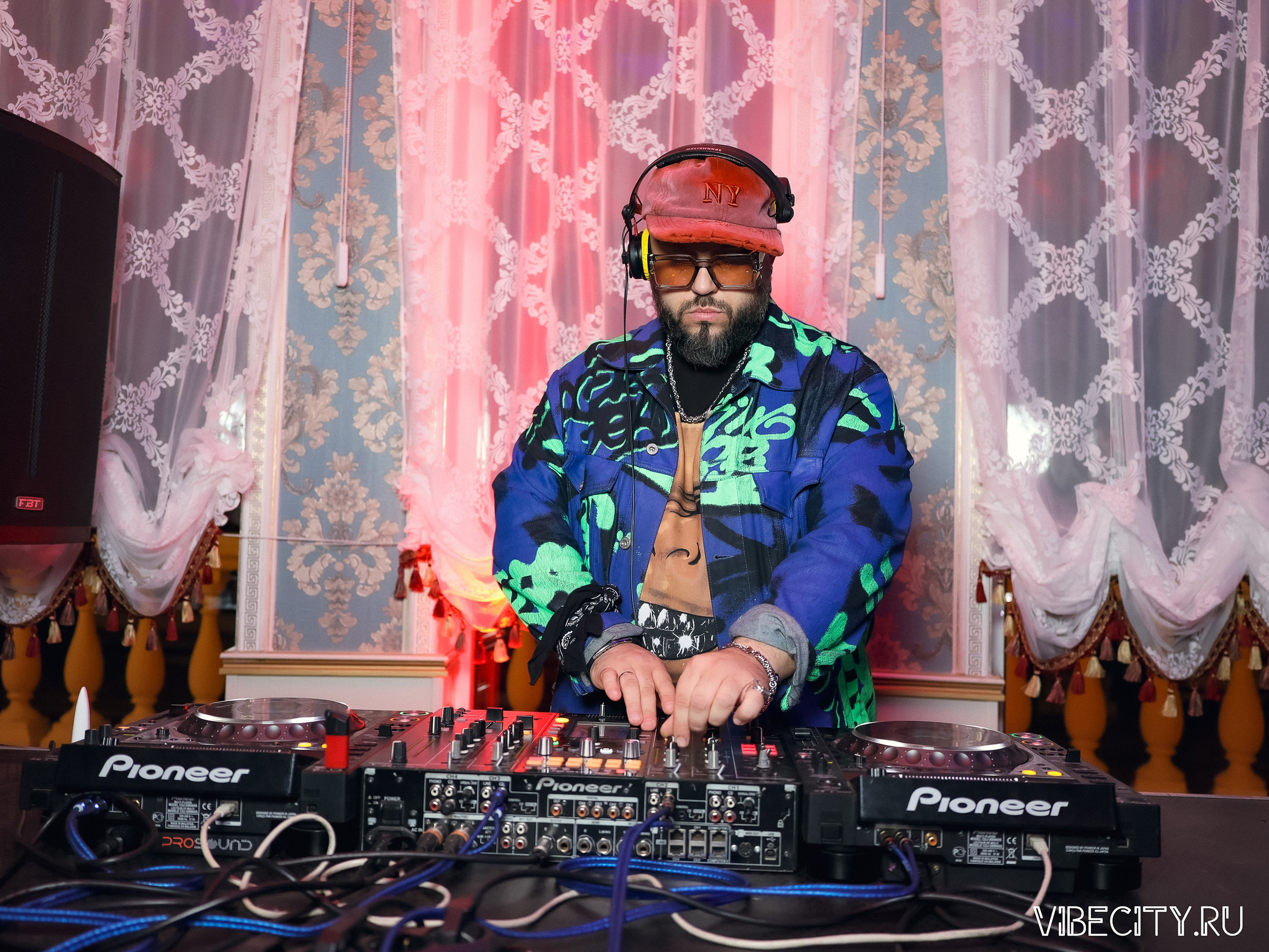 CULT MASQUERADE X GRAND PALACE. VIBECITY.RU Вайб Сити Ру Фоторепортажи Фотоотчеты Калининград