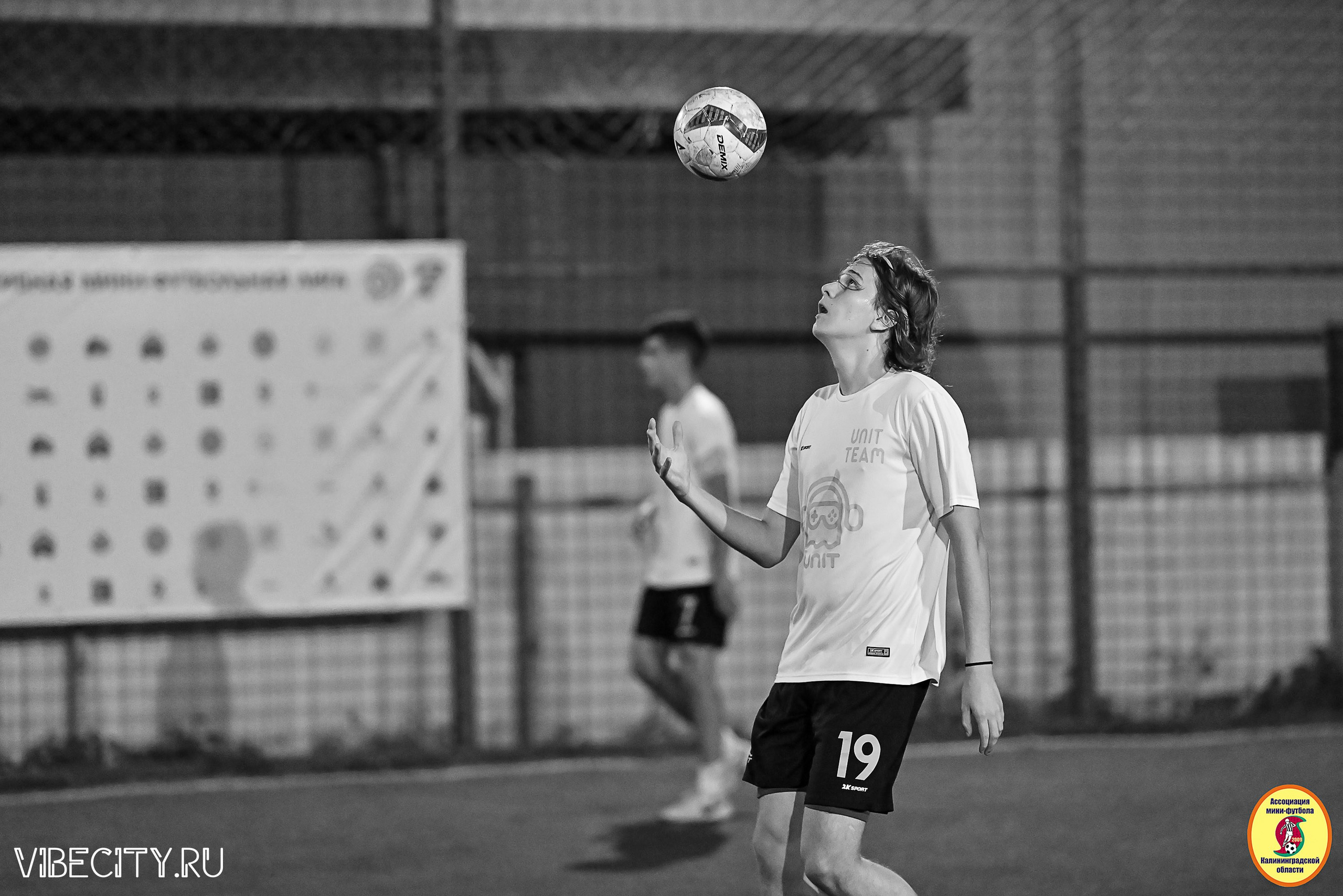 ФИНАЛЬНЫЕ ИГРЫ КУБКА МИНИ-ФУТБОЛЬНОЙ ЛИГИ И КУБКА КОРПОРАТИВНОЙ МФЛ 2025. VIBECITY.RU Вайб Сити Ру Фоторепортажи Фотоотчеты Калининград