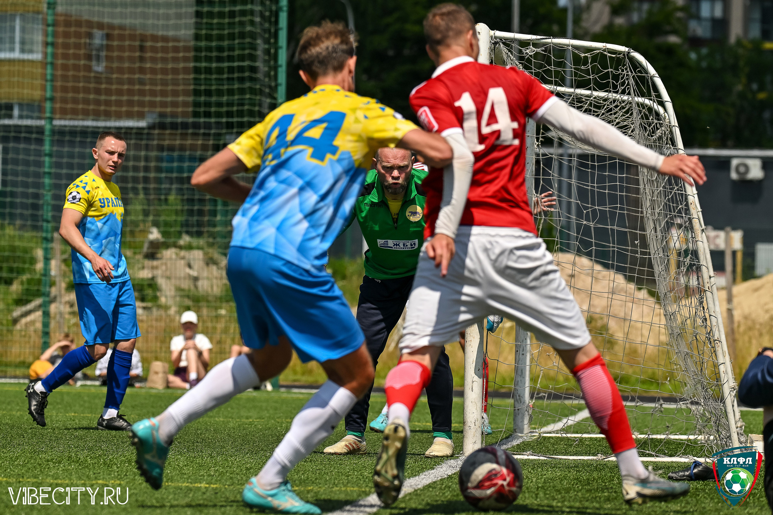 Чемпионат России по мини-футболу. VIBECITY.RU Вайб Сити Ру Фоторепортажи Фотоотчеты Калининград
