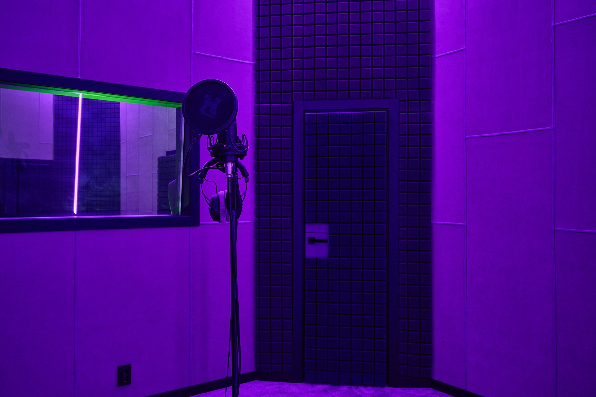 Студия Звукозаписи JezoMusic. Интерьерный фотограф в Краснодаре