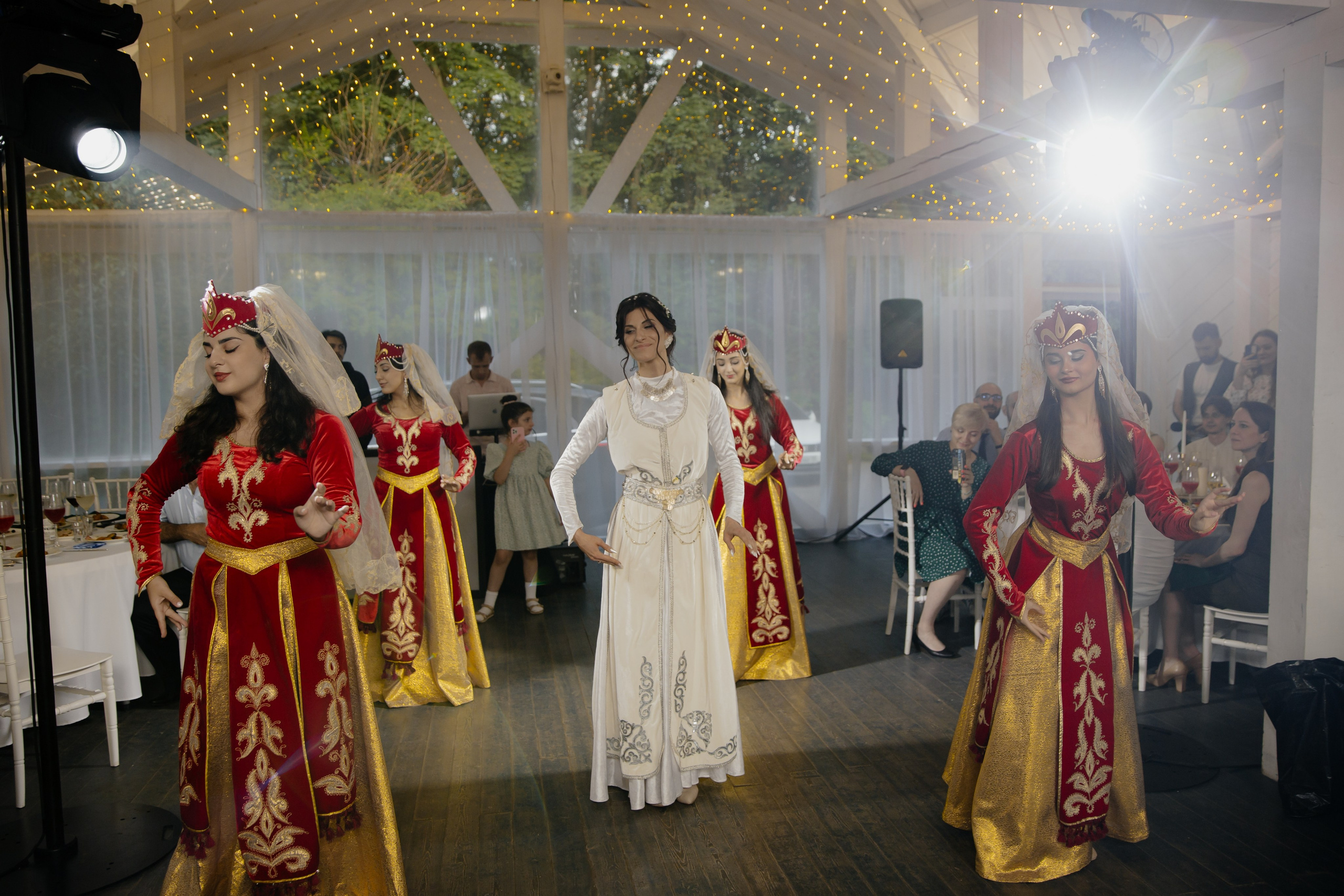 16.06.2024. RETOUCH-HOUSE