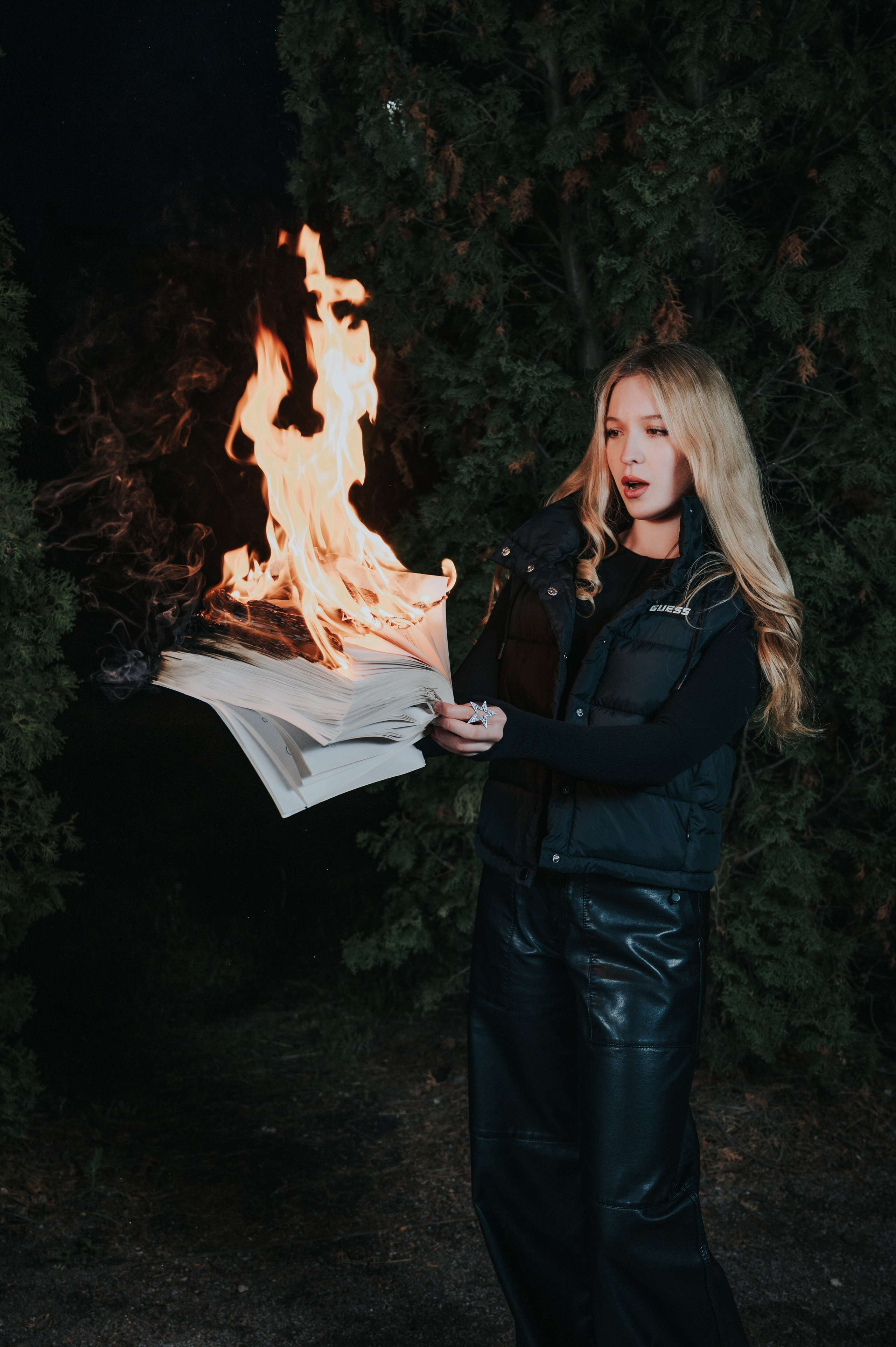 Ночная. Выпускные альбомы и Школьный фотограф в Алексеевке, Бирюче, Красном