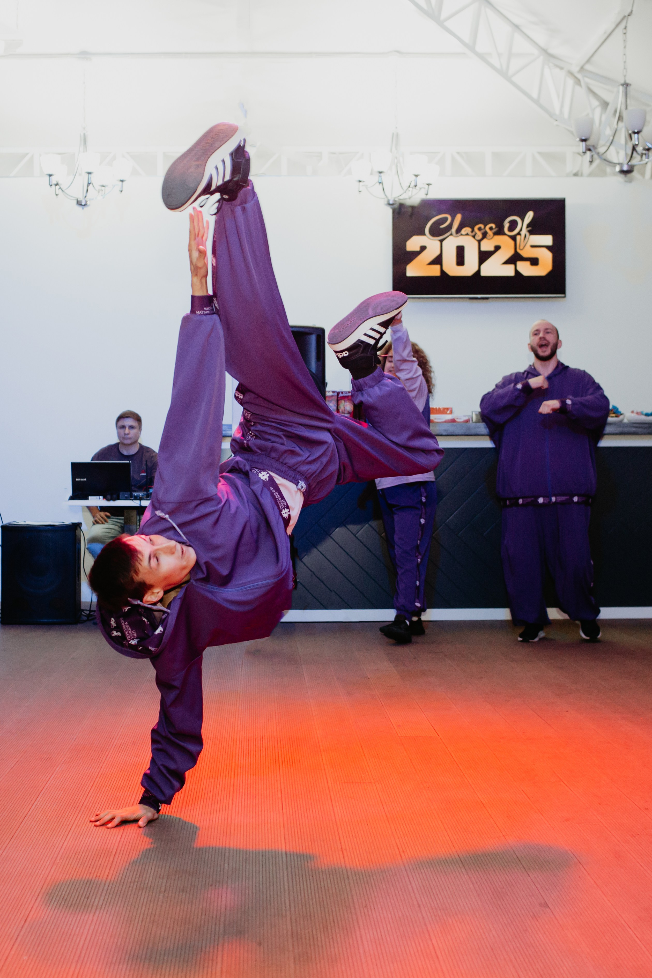 Выпускной 2025 (41 школа) 11 класс. Фотограф в Челябинске Ополихина Анна