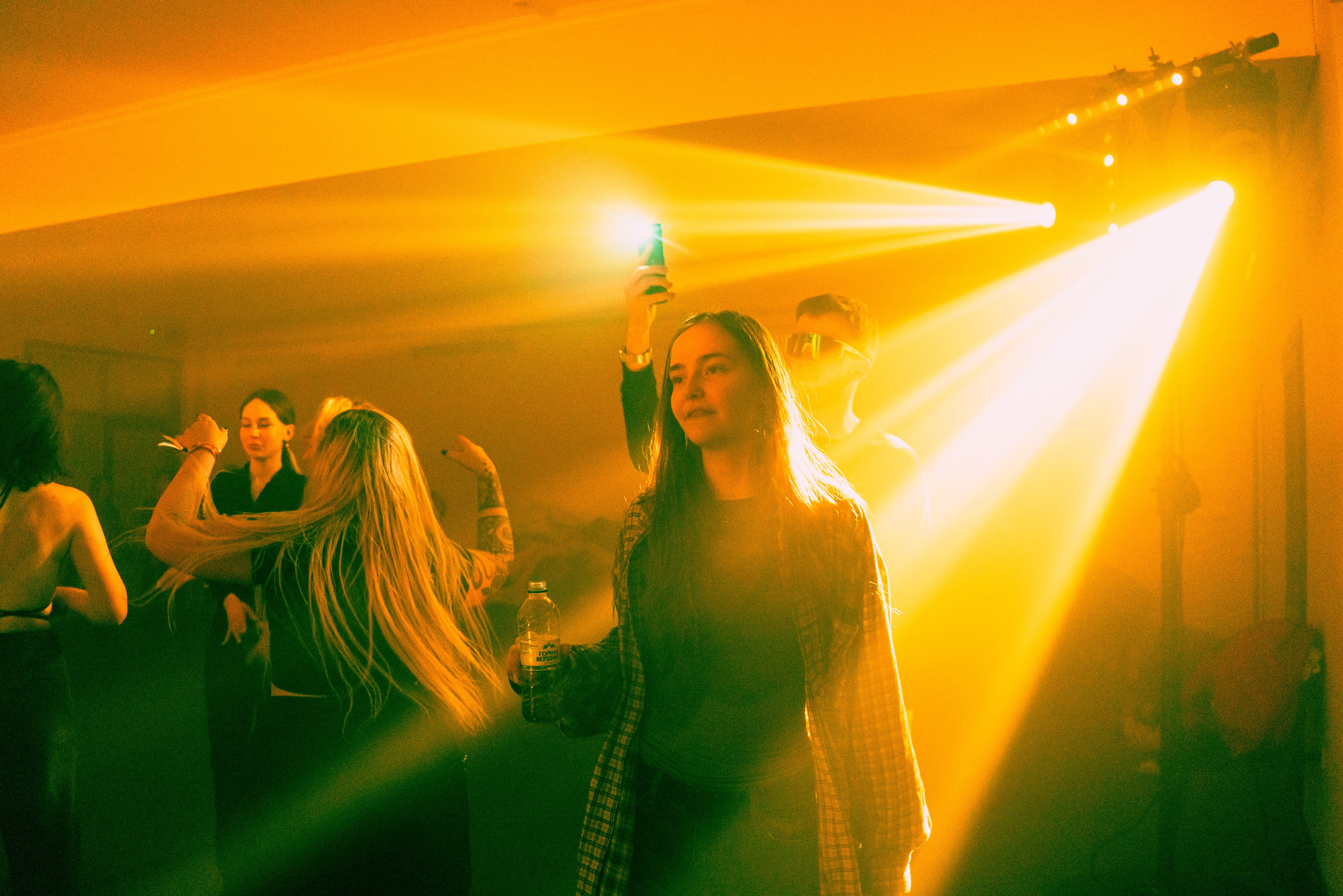 ZHARA TOUR DOMBAY | 2025 | PART1. ZHARA CREW