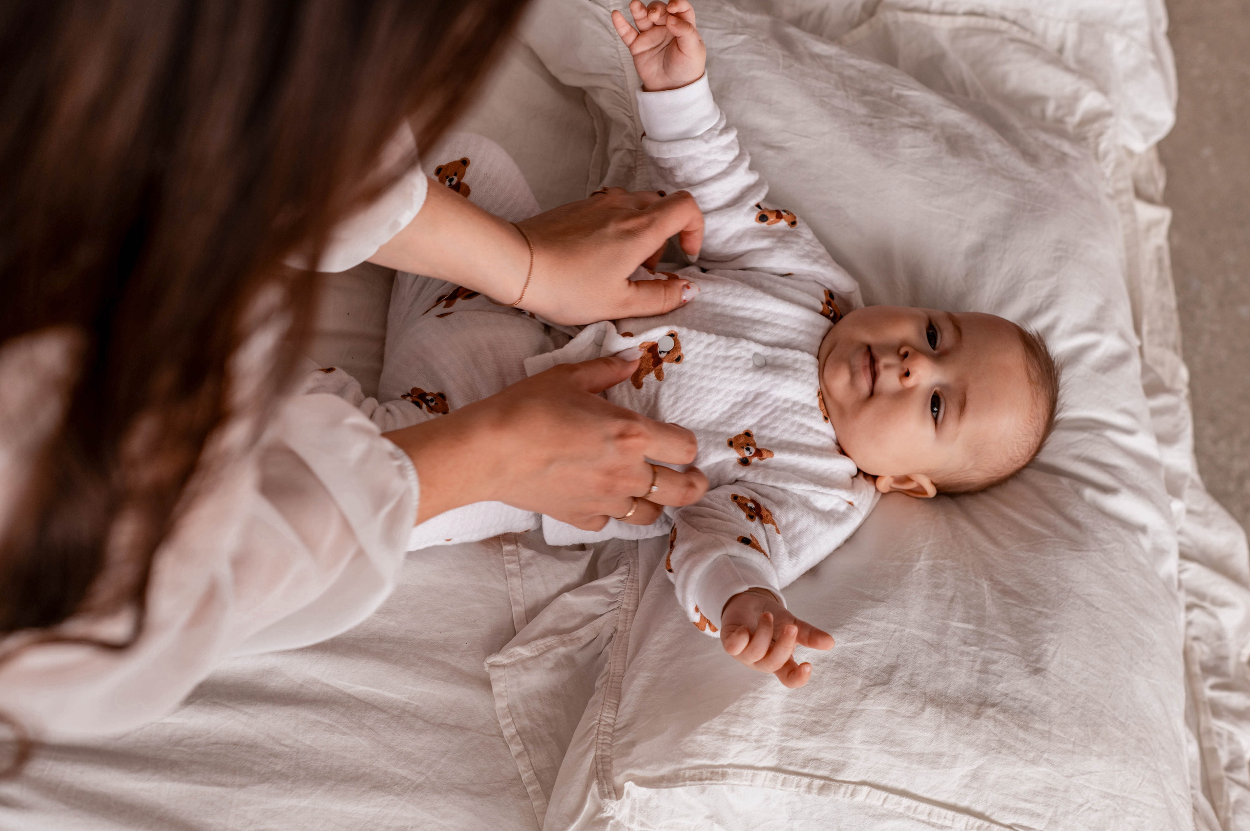 Алина и Кирилл с малышом. Семейный и свадебный фотограф в Абакане Юлия Су