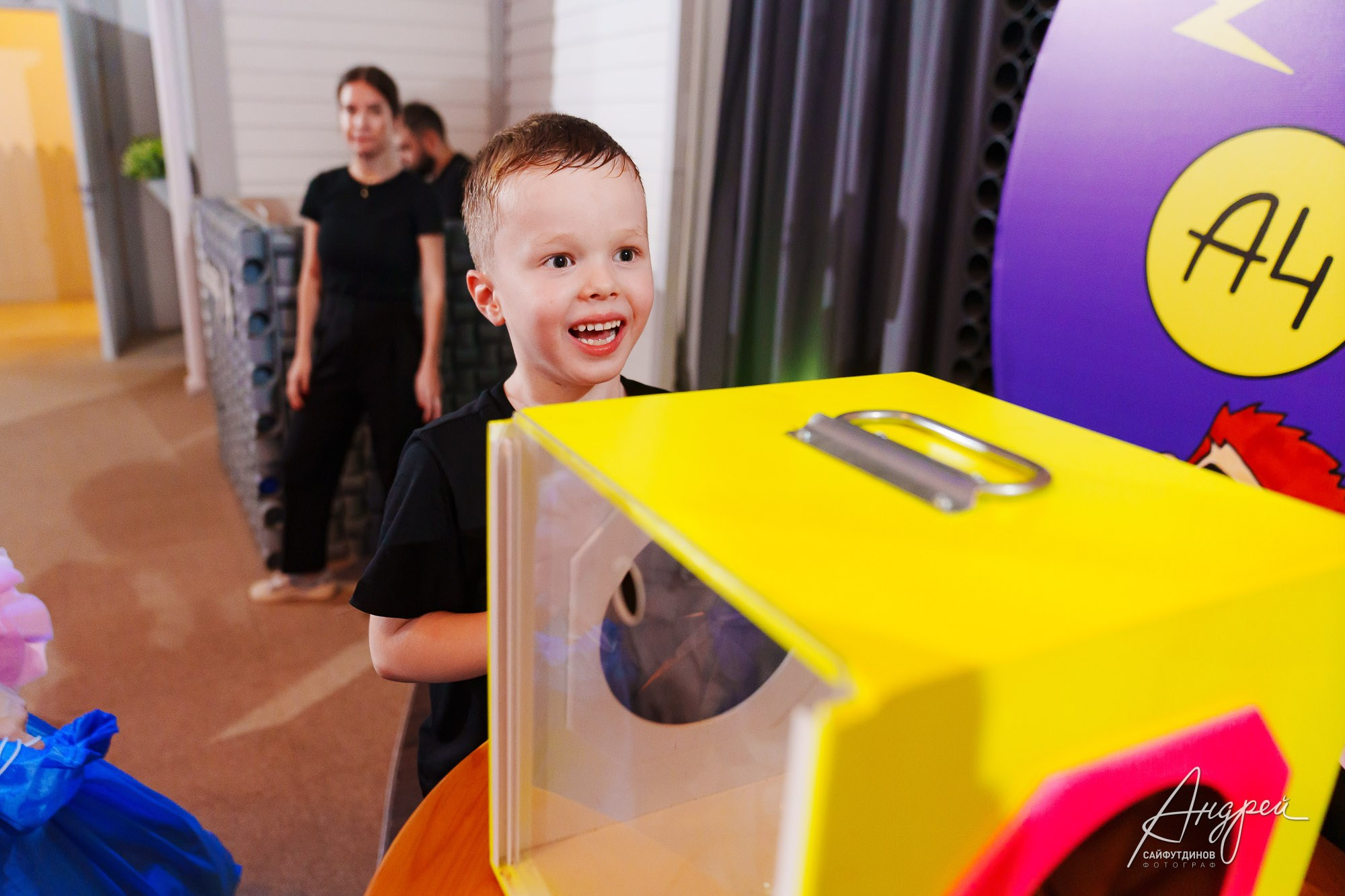 День Рождения Лёши. Лофт «Стрелка». Свадебный и семейный фотограф в Ростове-на-Дону. Андрей Сайфутдинов