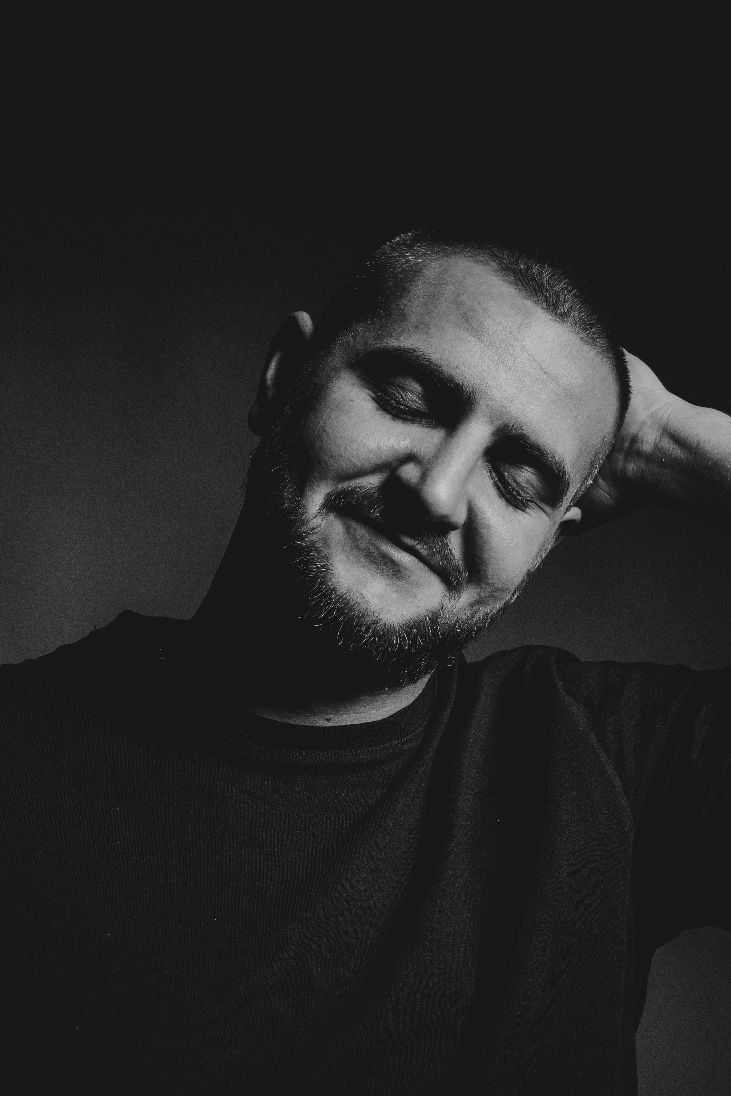 Для мужчин. Коммерческий и Портретный Фотограф Симферополь Крым Максим Махо